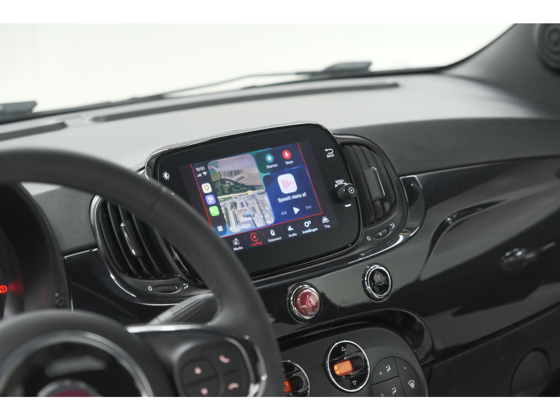 Fiat 500 C 1.0 Hybrid Dolcevita | Elektrisch Vouwdak | Apple Carplay | Parkeersensoren | Climate Control