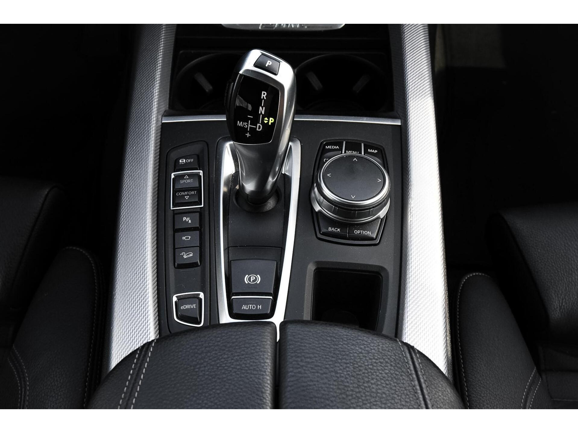 BMW X5 40e M Sport Pano HUD Harman Kardon Trekhaak 360° LED