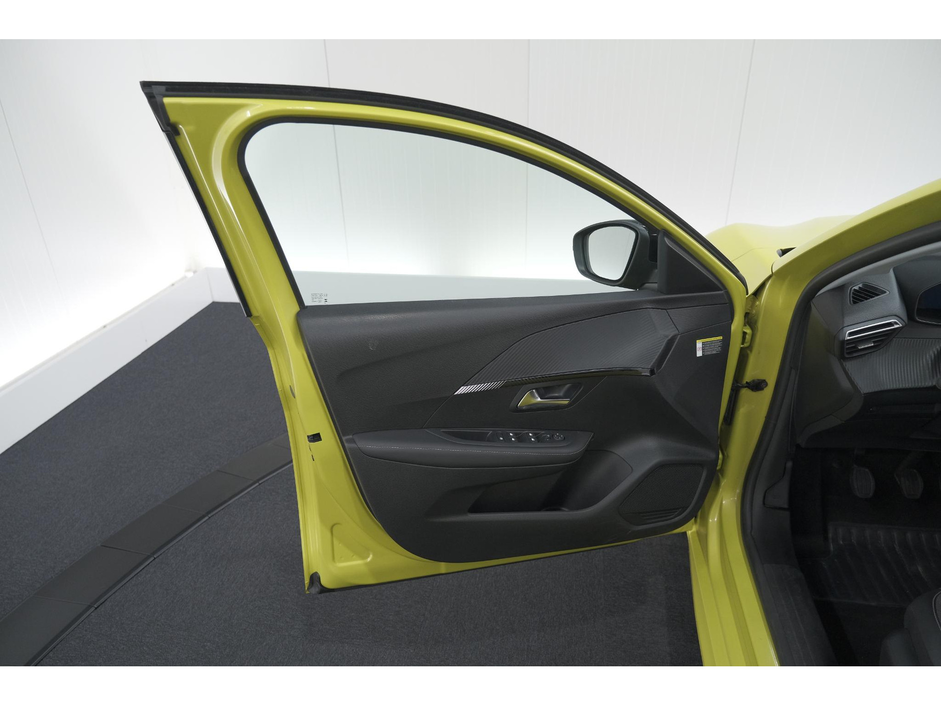 Peugeot 208 PureTech 100 Allure | Apple Carplay | Parkeersensoren | Climate Control