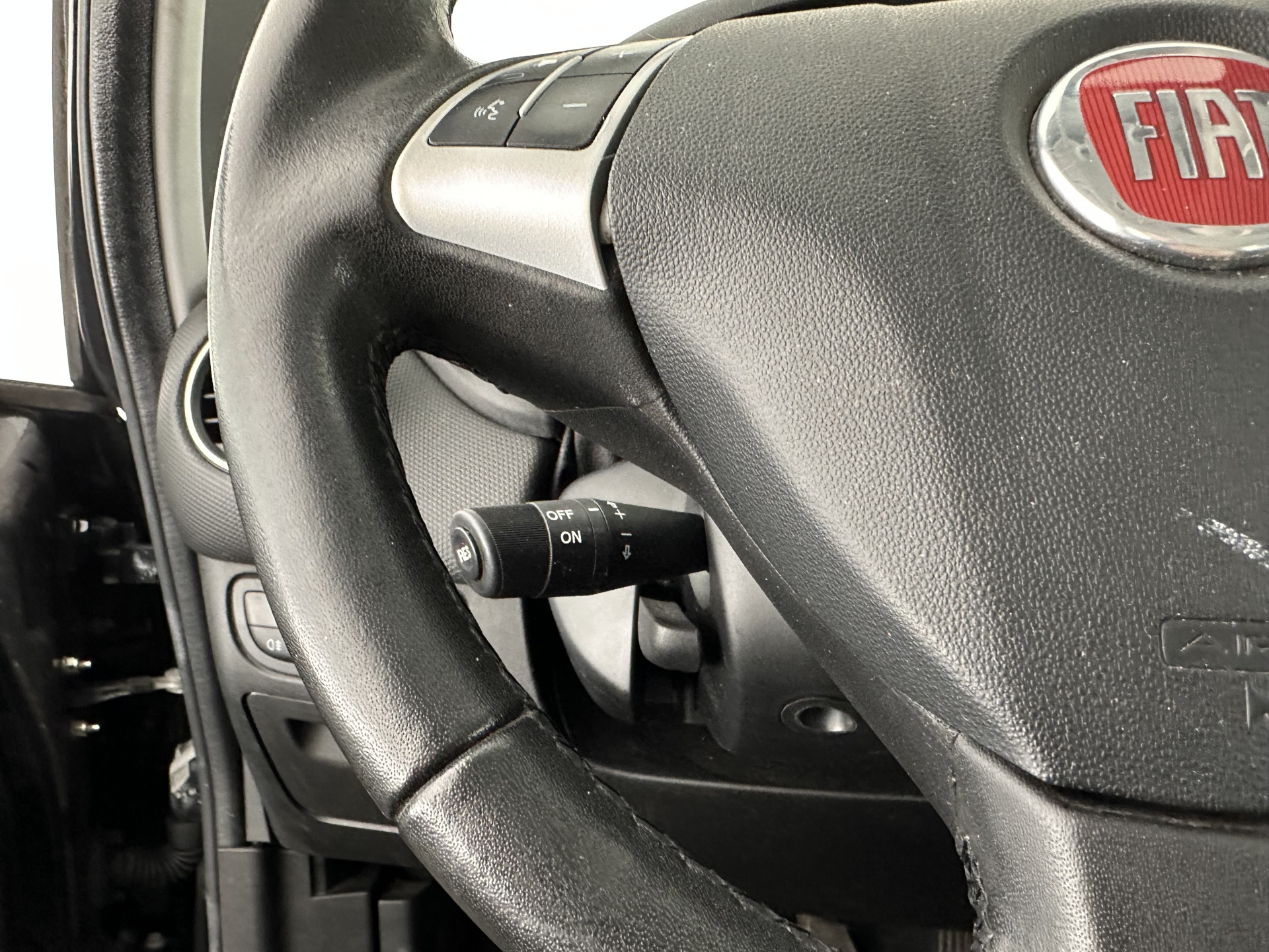 Fiat Punto Evo 1.3 M-Jet Street *AIRCO | CRUISE | COMFORT-SEATS | RADIO-CD/MP3 | 15''ALU*