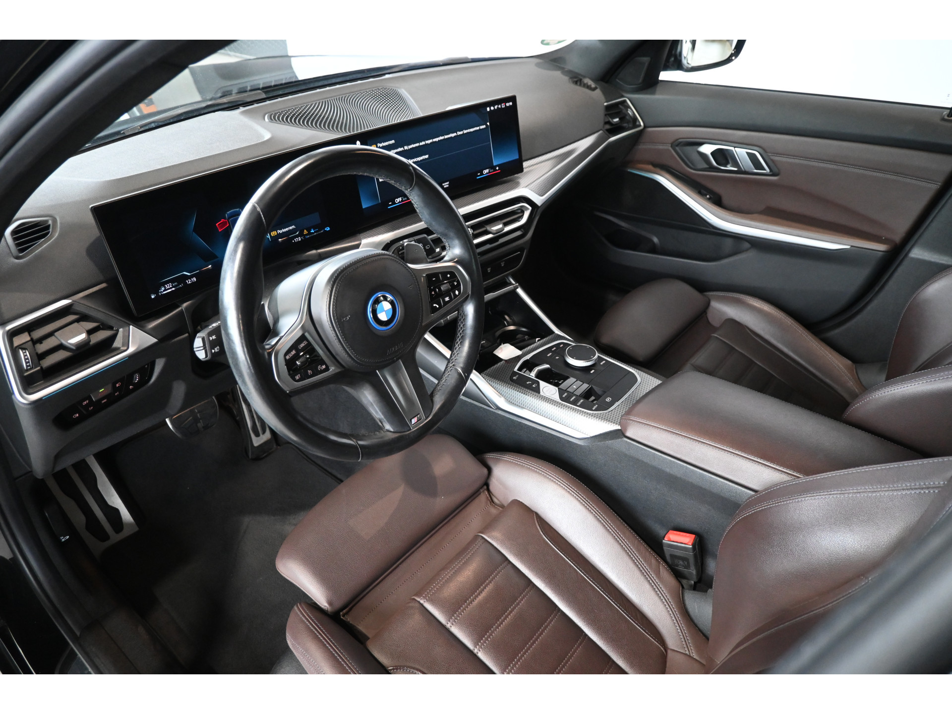 BMW 3-serie Touring 320e M-Sport Clima Cruise CarPlay LED Leder Navigatie 100% Onderhouden! Inruil Mogelijk!
