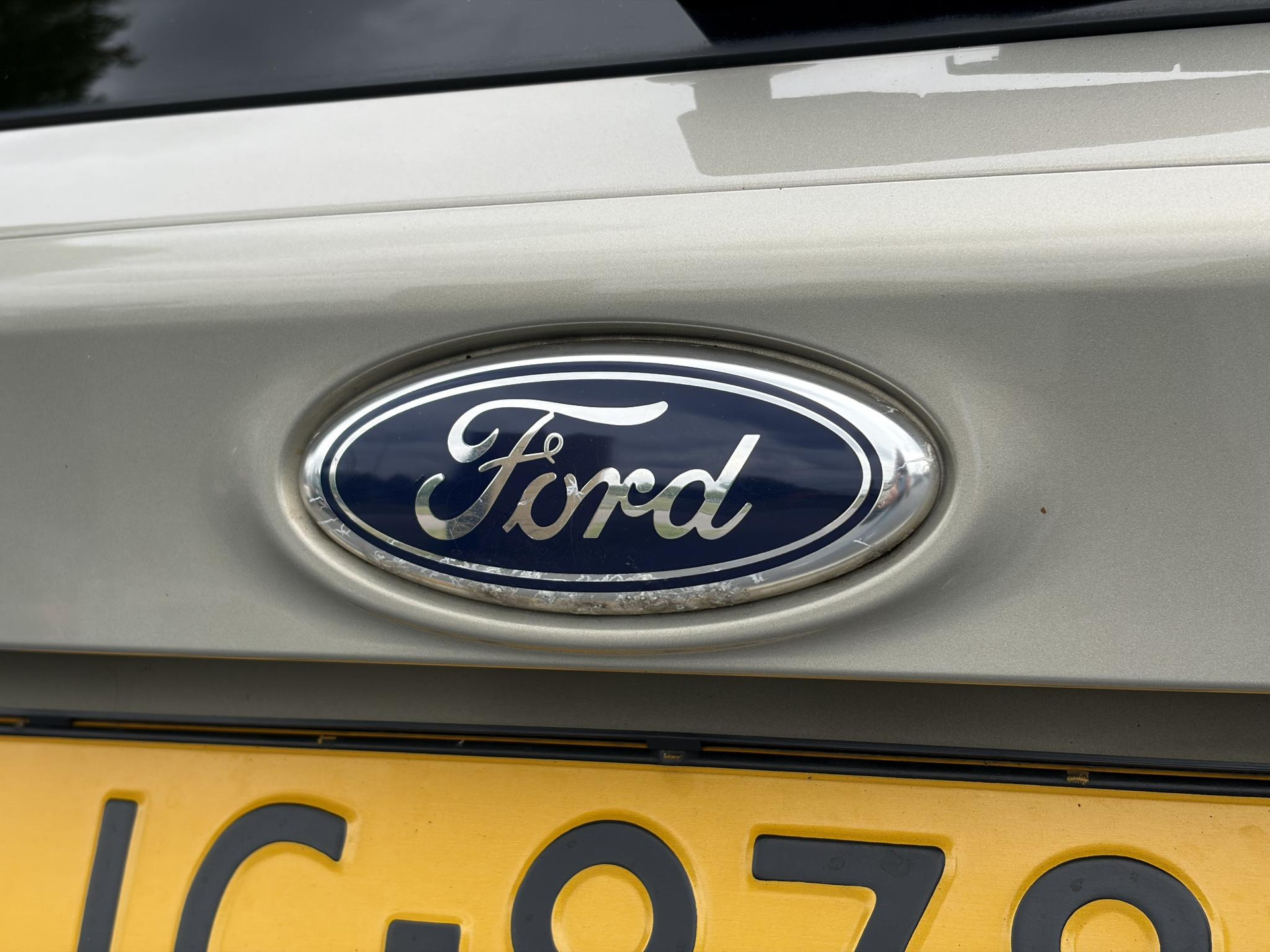 Ford Focus Wagon 1.5 Titanium Edition 1e Eigenaar,150pk,Navi,Camera,6 Bak,Stoelverw,Stuurverw,Leder,Lm velgen,Pdc V+A,Elekt.stoelen,Recent beurt gehad,Apk tot 03-2027