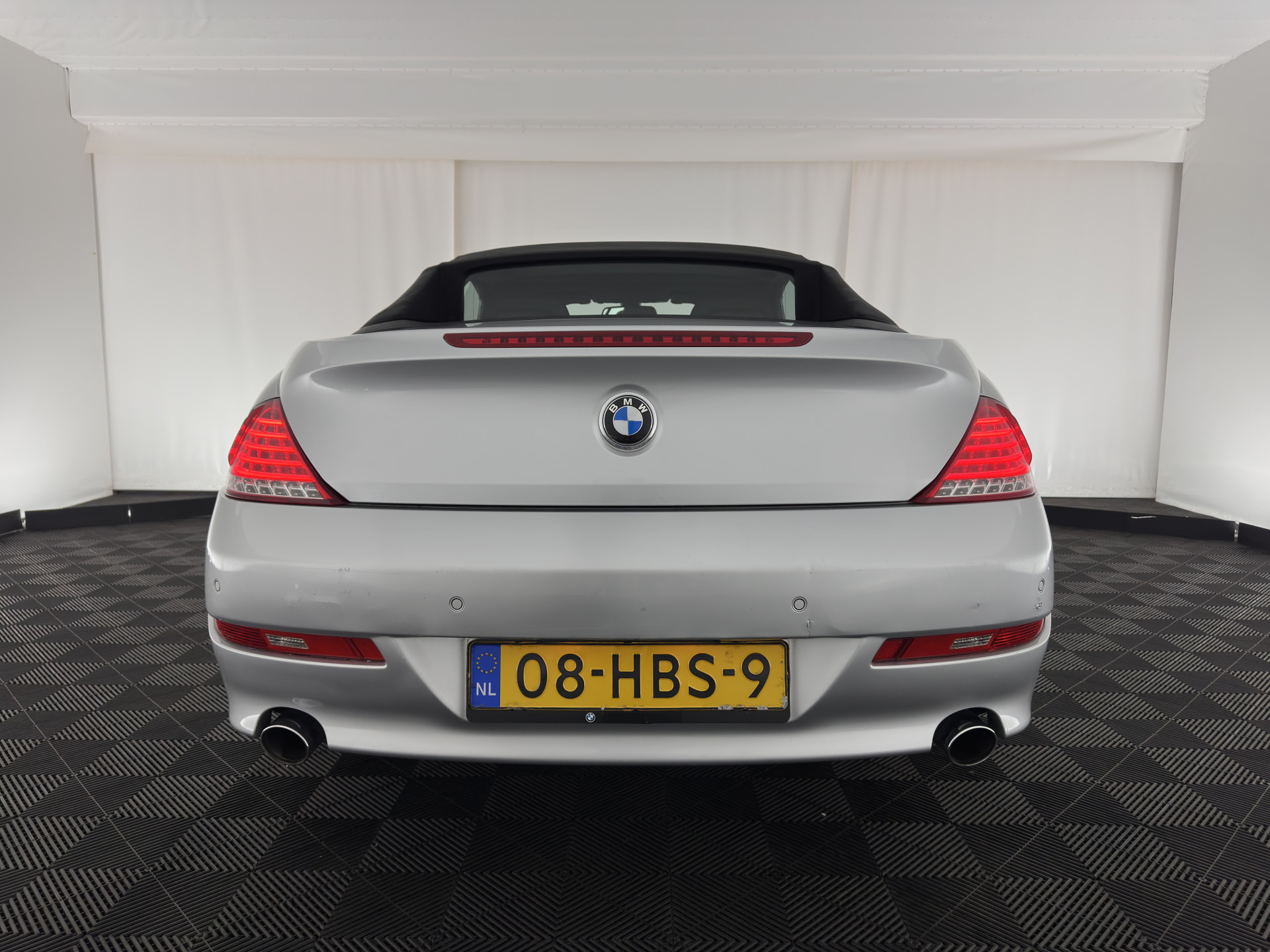BMW 6-serie Cabrio 650i Aut. *LEATHER | BI-XENON | MEMORY-PACK | SHIFT-PADDLES | HEATED-SPORTSEATS | KEYLESS | NAVI-FULLMAP | ECC | HEAD-UP | PDC | CRUISE | AIRSCARF | 19''ALU*