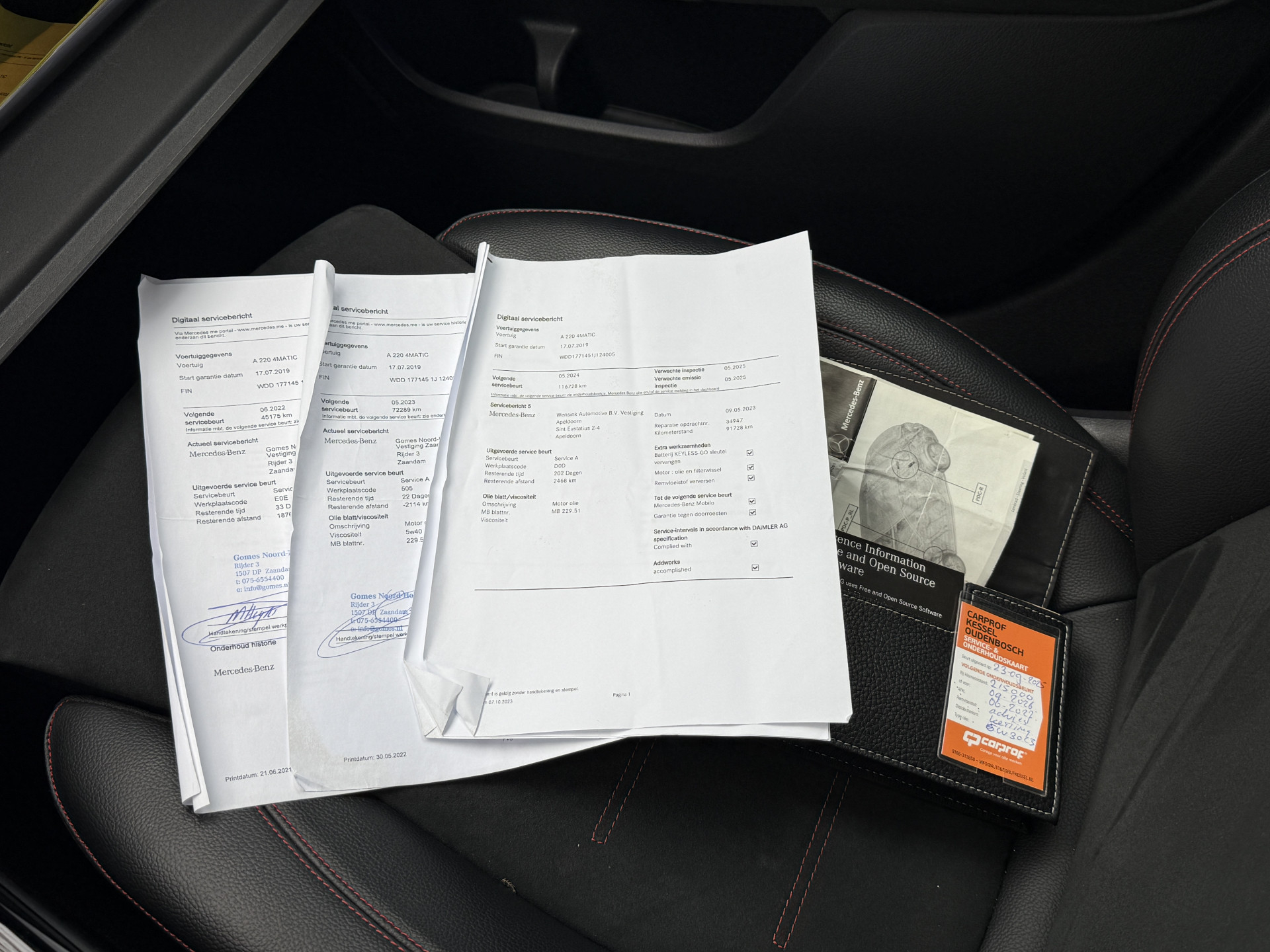 Mercedes-Benz A-klasse 220 4MATIC Premium | Panoramadak | Sfeerverlichting | Camera