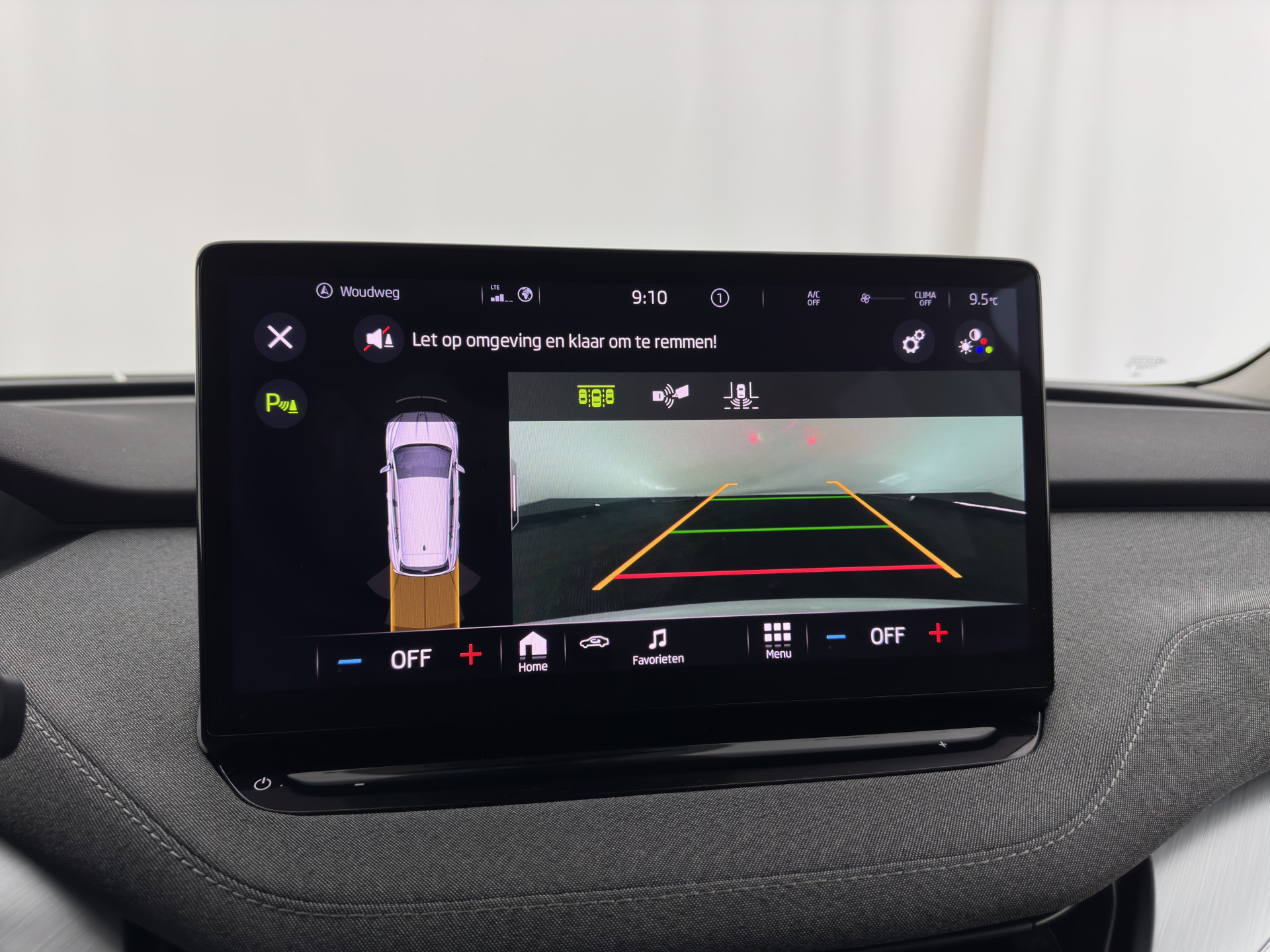 ŠKODA Enyaq iV 80 {SOH-90%} [ 3-Fase ] (INCL-BTW) *LEATHER-FABRIC | FULL-LED | DIGI-COCKPIT | CAMERA | KEYLESS | NAVI-FULLMAP | AMBIENT-LIGHT | ECC | HEATED-COMFORTSEATS | DAB+ | PDC | CRUISE | CARPLAY | TOWBAR | 19"ALU*