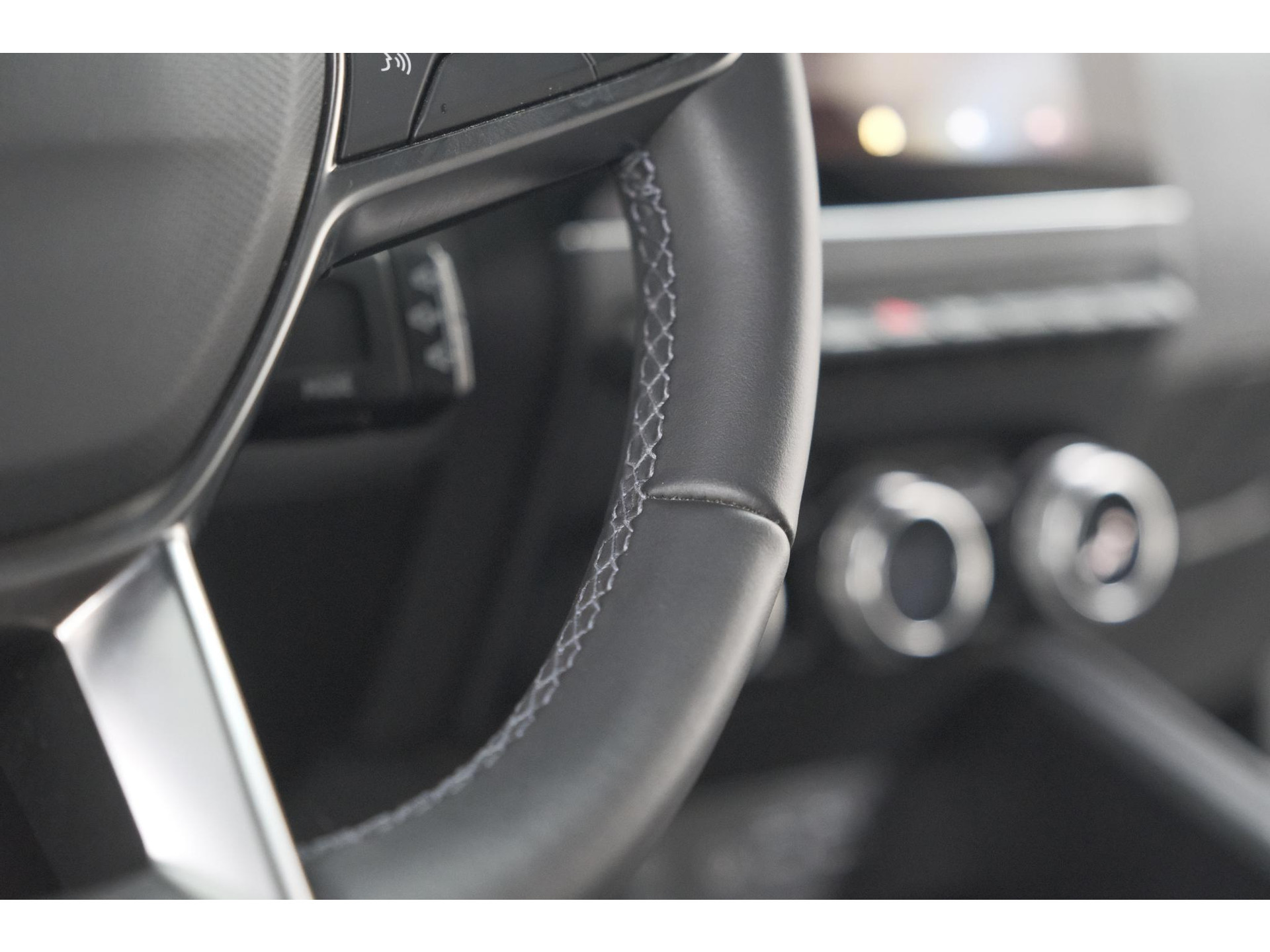 Renault Clio TCe 90 Techno | 360 Camera | Adaptieve Cruise Control | 9.3 Inch Groot Scherm