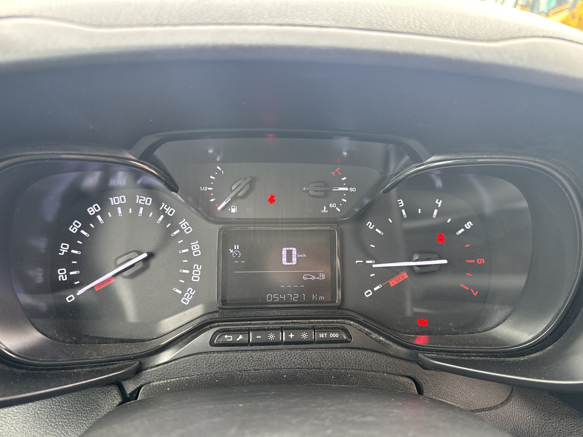 Toyota ProAce City 1.2T 110 PK **Benzine** L1 Navigatie Climate control Camera Carplay Cruise control Parkeersensoren v+a Gasoline Benzin