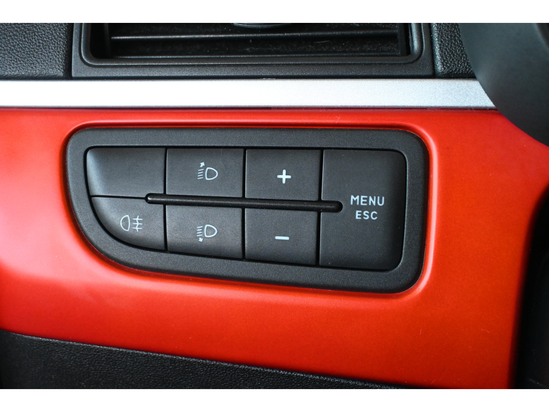 Fiat Grande Punto 1.4 Dynamic Nap Airco Lichtmetaal Stuurbekrachtiging Rijklaarprijs Inruil Mogelijk!
