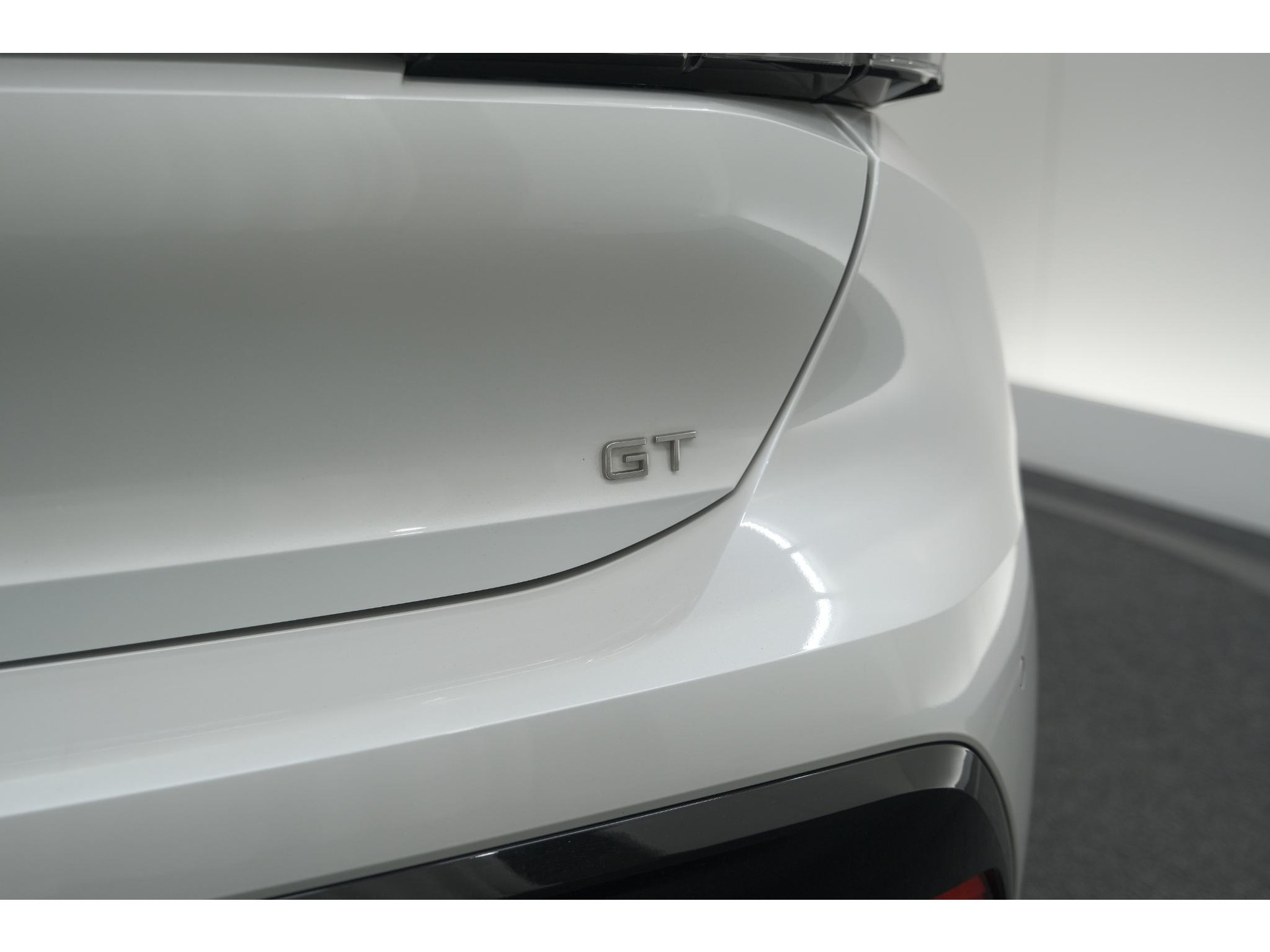 Peugeot 308 PureTech 130 GT | 360 Camera | Stoelen-Pakket | Adaptieve Cruise Control | Apple Carplay