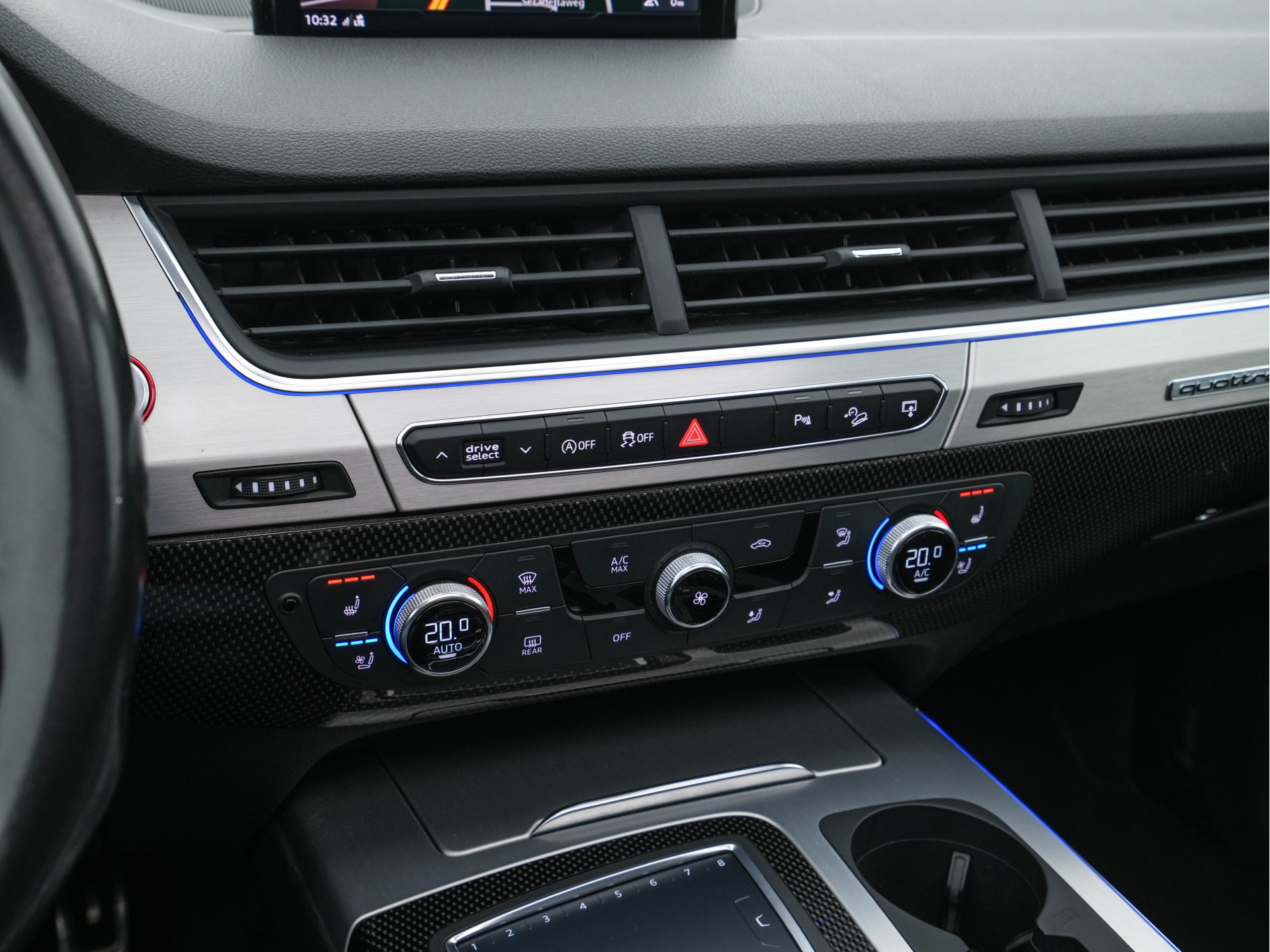 Audi SQ7 4.0 TDI Quattro Pro Line + Aut. *PANO | LUXURY-LEATHER | FULL-LED | DIGI-COCKPIT | BOSE-SOUND | KEYLESS | CAMERA | NAVI-FULLMAP | HEATED/VENTILATED-COMFORTSEATS | SHIFT-PADDLES | CARBON-INLAY | ECC | ADAPTIVE-CRUISE |