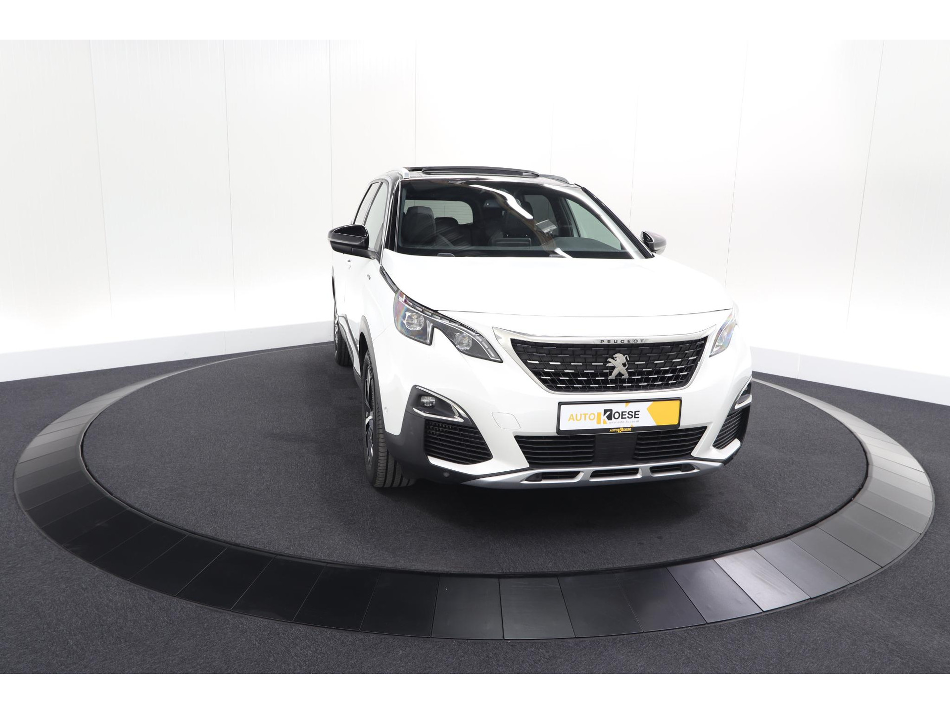 Peugeot 5008 PureTech 130 EAT8 GT-Line | Schuif-/Kanteldak | Trekhaak | Elektrische Kofferklep | Camera