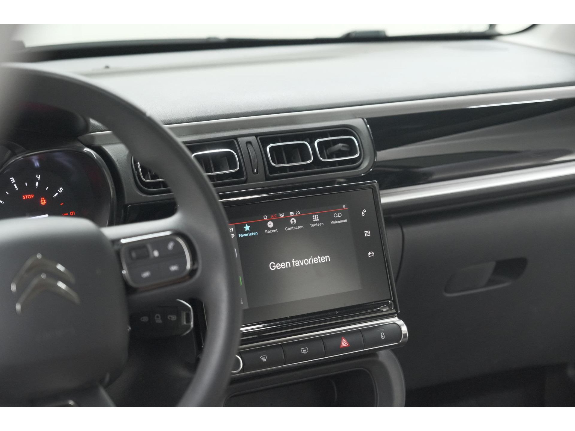 Citroen C3 PureTech 110 EAT6 Max | Apple Carplay | Parkeersensoren | Climate Control | 16 Inch Lichtmetalen Velgen