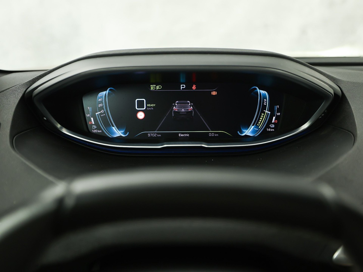 Peugeot 3008 1.6 HYbrid 225 Allure Sport 225Pk Automaat (APPLE CARPLAY, GROOT NAVI, 360 CAMERA, LEDER, SPORTSTOELEN, ZWART HEMEL, KEYLESS, GETINT GLAS, NIEUWSTAAT)