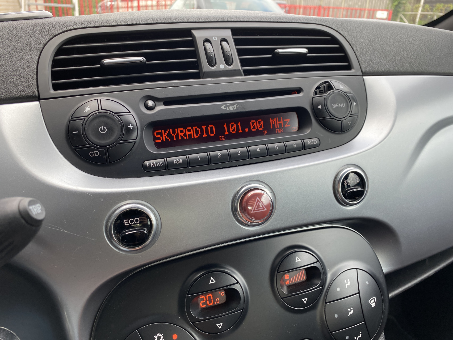 Fiat 500 C 0.9 TwinAir Turbo 500S Sport | leder interieur | climate control | parkeersensoren | all season banden | NL auto