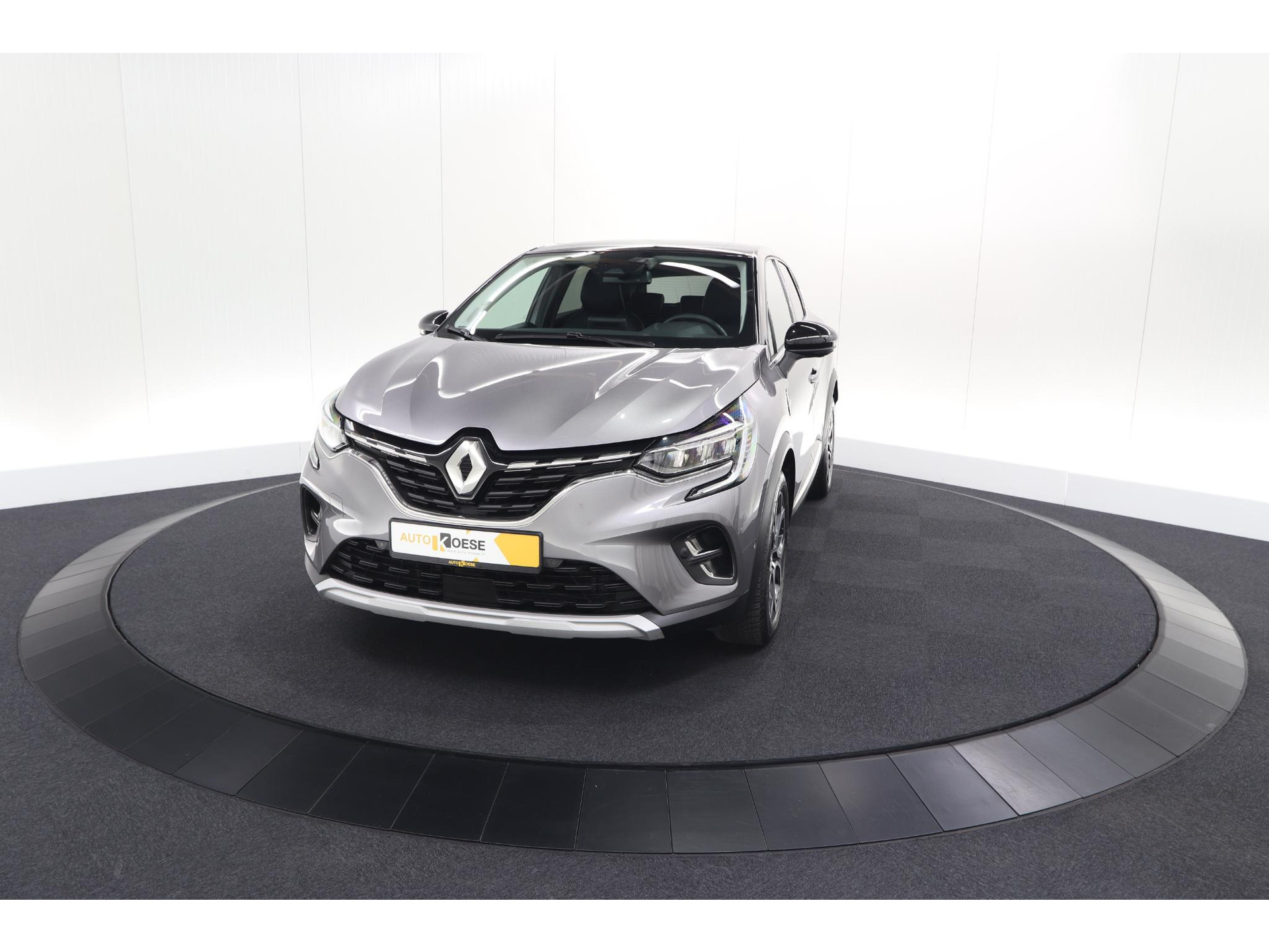 Renault Captur Mild Hybrid 140 EDC Techno | 360 Camera | Groot scherm | Stoelverwarming | Parkeersensoren | Allseason banden