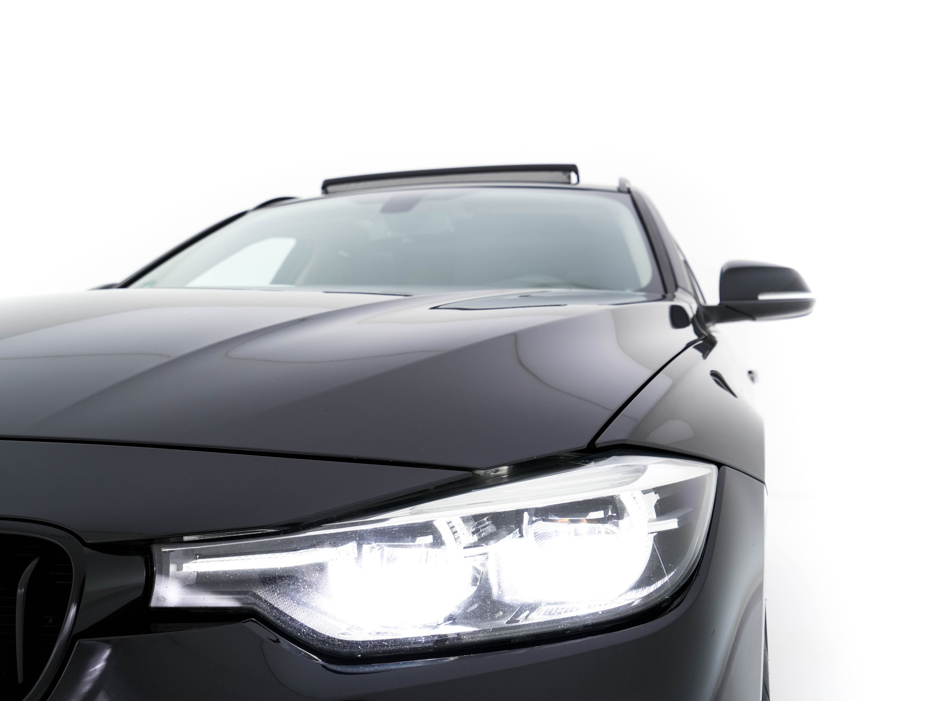 BMW 3-serie Touring 320d EDE Executive Aut. *PANO | LEATHER | FULL-LED | DIGI-COCKPIT | HEATED-SPORTSEATS | NAVI-FULLMAP | PRIVACY-GLASS | ECC | KEYLESS | LANE-ASSIST | PDC | CRUISE | TOWBAR | 18''ALU*