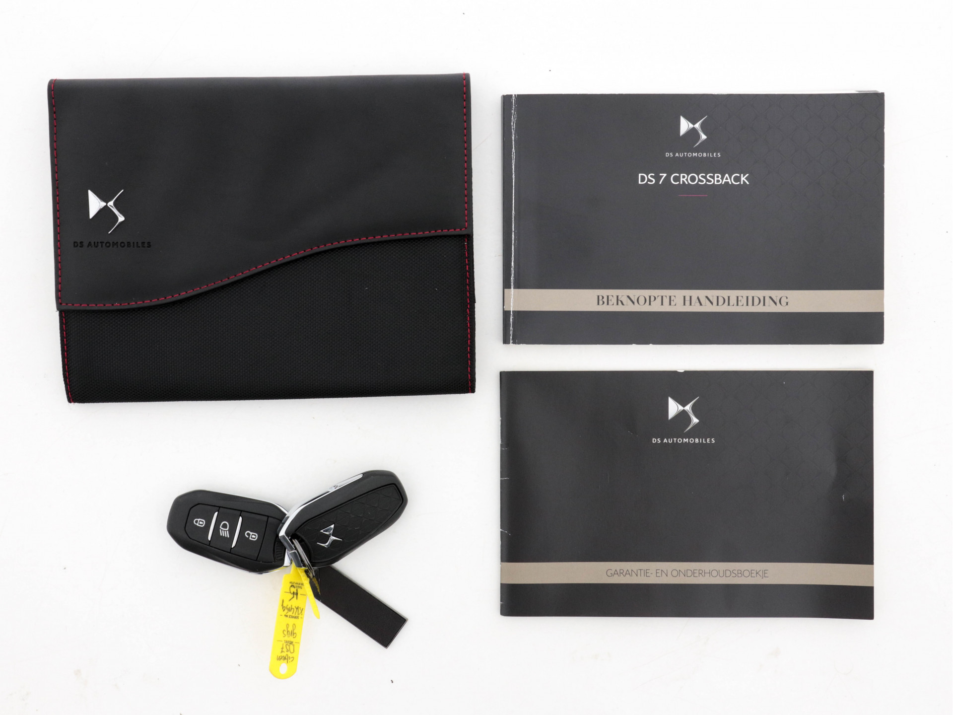 DS 7 Crossback 1.5 BlueHDI So Chic *DIGI-COCKPIT | NAVI-FULLMAP | FULL-LED | MICROFIBRE | CAMERA | KEYLESS | CARPLAY | ADAPT.CRUISE | DAB | HEATED-SEATS | TOWBAR | PDC | SPORT-SEATS | 18"ALU*