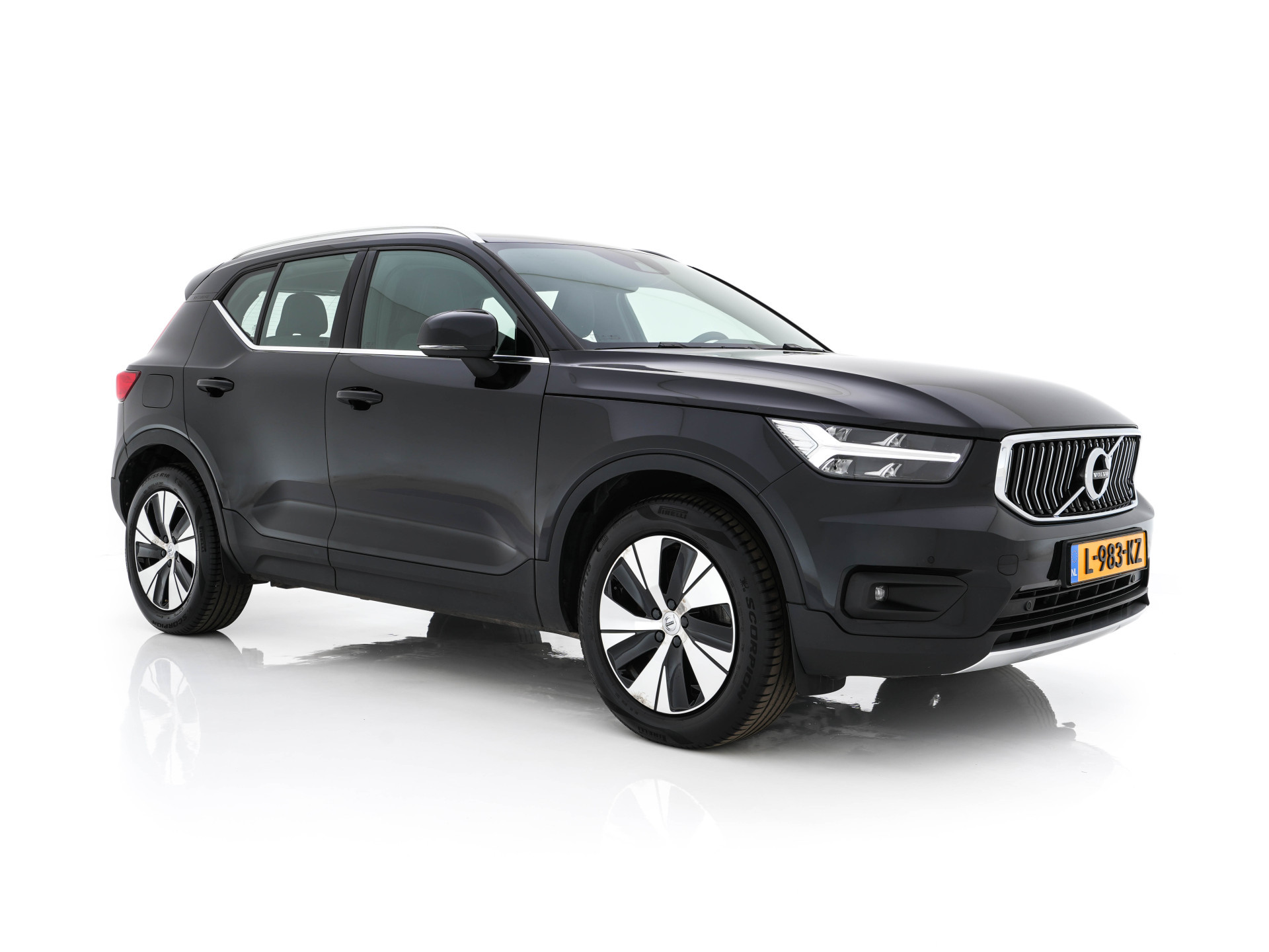 Volvo XC40 1.5 T5 Recharge Business Pro ( PLUG-IN ) (INCL-BTW) *AUT | NAVI-FULLMAP | DIGI-COCKPIT | CLIMA | KEYLESS | DAB | HEATED-SPORTSEATS | FULL-LED | ADAPTIVE-CRUISE | CAMERA | 18'' ALU*