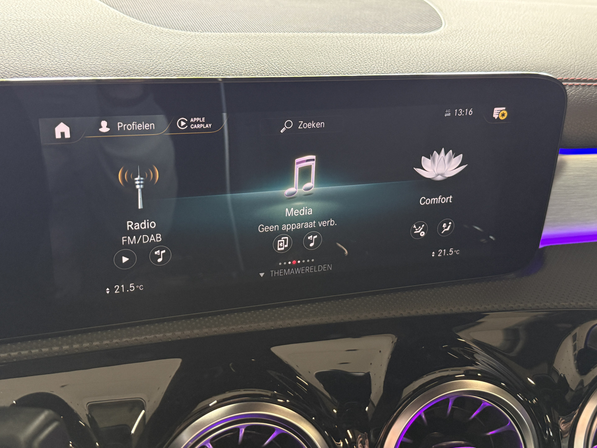 Mercedes-Benz CLA-klasse Shooting Brake 200 Business Solution AMG | Pano | Sfeerverl. | Burmester | Keyless