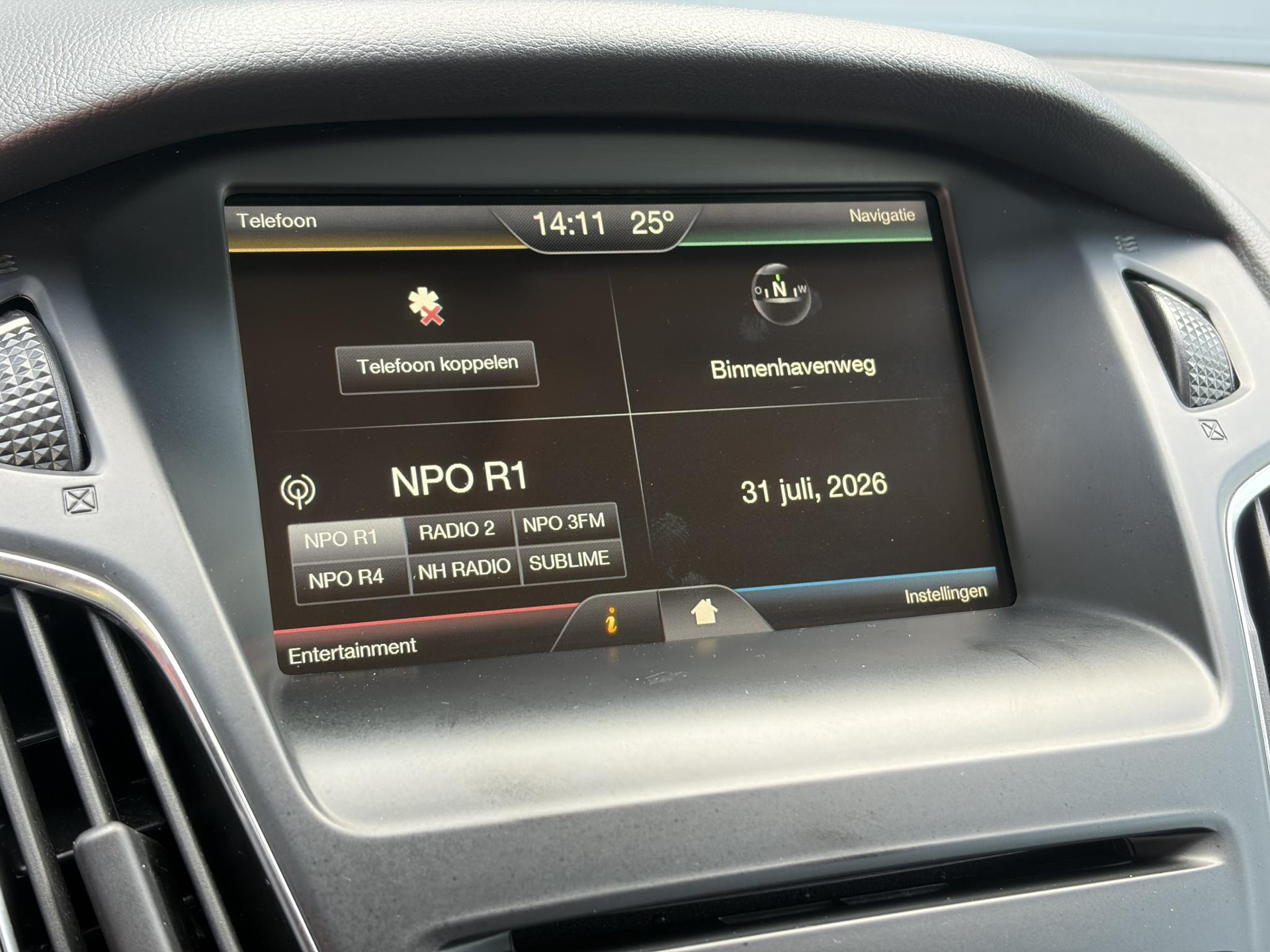 Ford Focus 1.0 Trend Edition Dealer Onderhouden,Trekhaak,Navi,Airco,Cruise,2e Eigenaar,N.A.P,102pk,Apk tot 09-2027