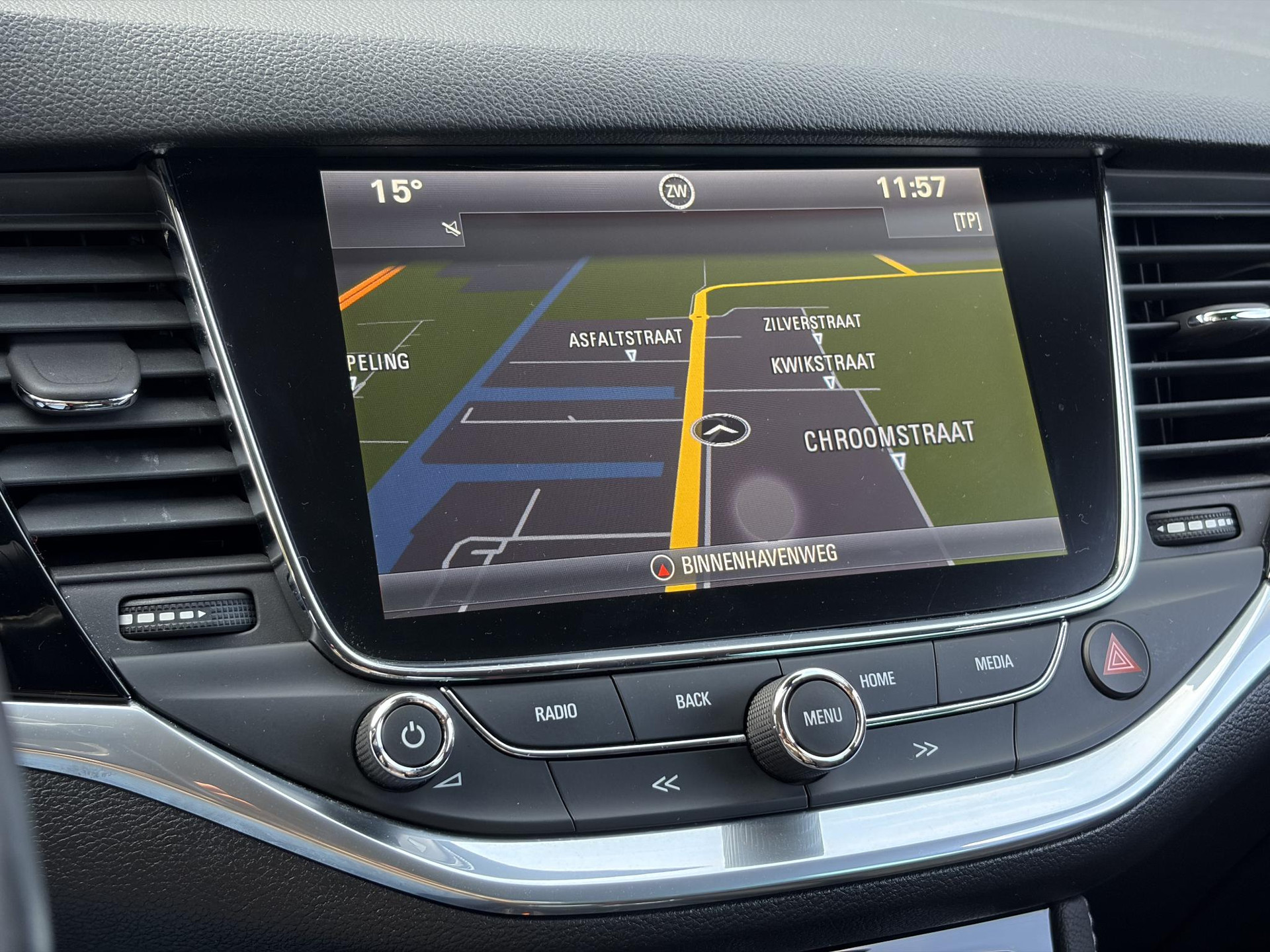 Opel Astra Sports Tourer 1.4 Business Executive ✓2 Eigenaar✓Camera✓Navi✓Trekhaakt✓Carplay✓Stoelverw✓Stuurverw✓Automaat✓Dealer Onderhouden✓Keyless✓Clima✓Cruise✓Pdc V+A✓Halfleder✓Comfortstoelen✓150pk✓Rijstrooksensor✓Dodehoeksensor✓Elekt Stoelen✓Lm velgen✓N.