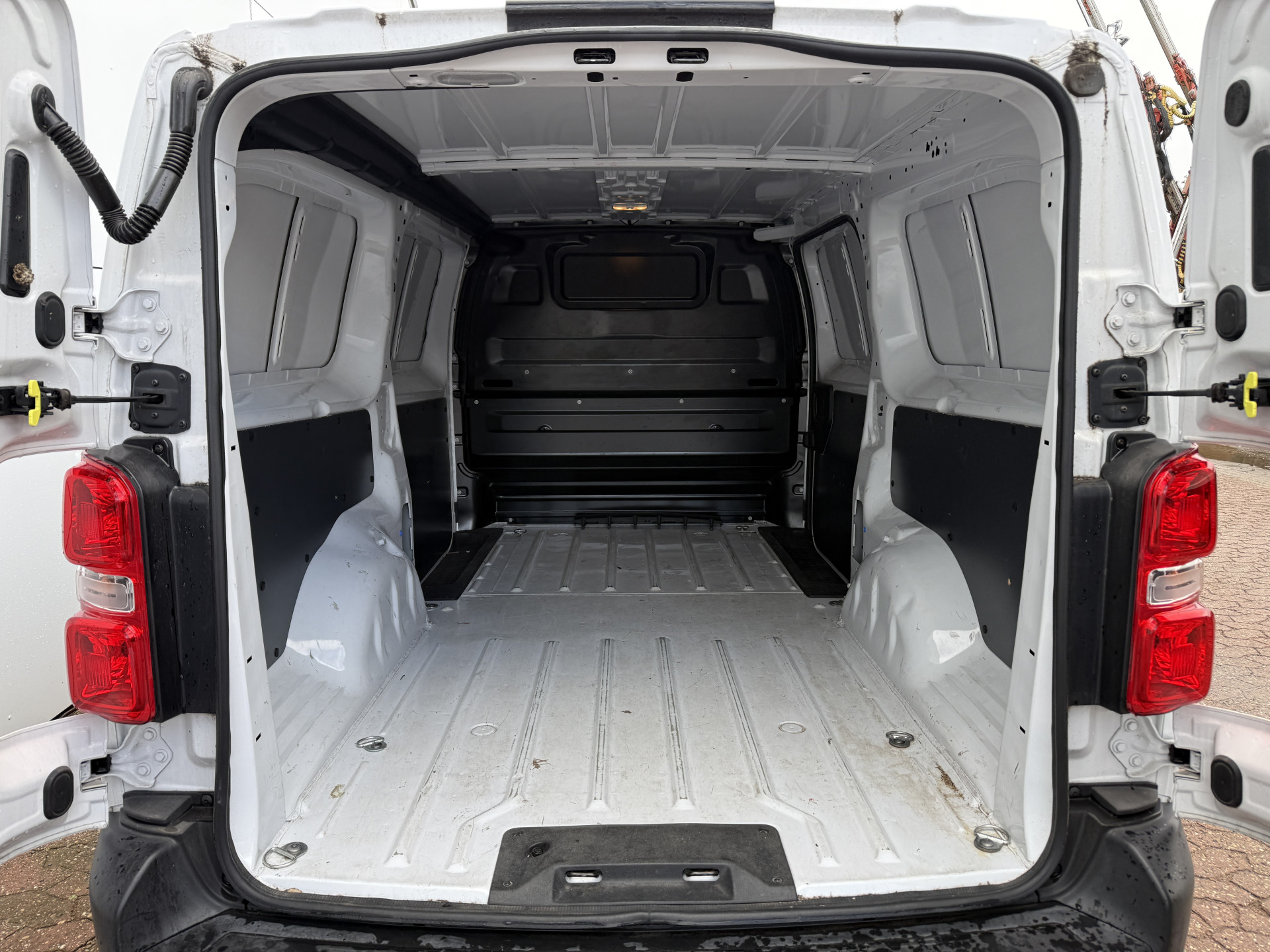 Toyota ProAce Electric Worker 75kWh 136PK L3 XL 348km WLTP EV Snelladen Climate control Cruise control Laadkabel