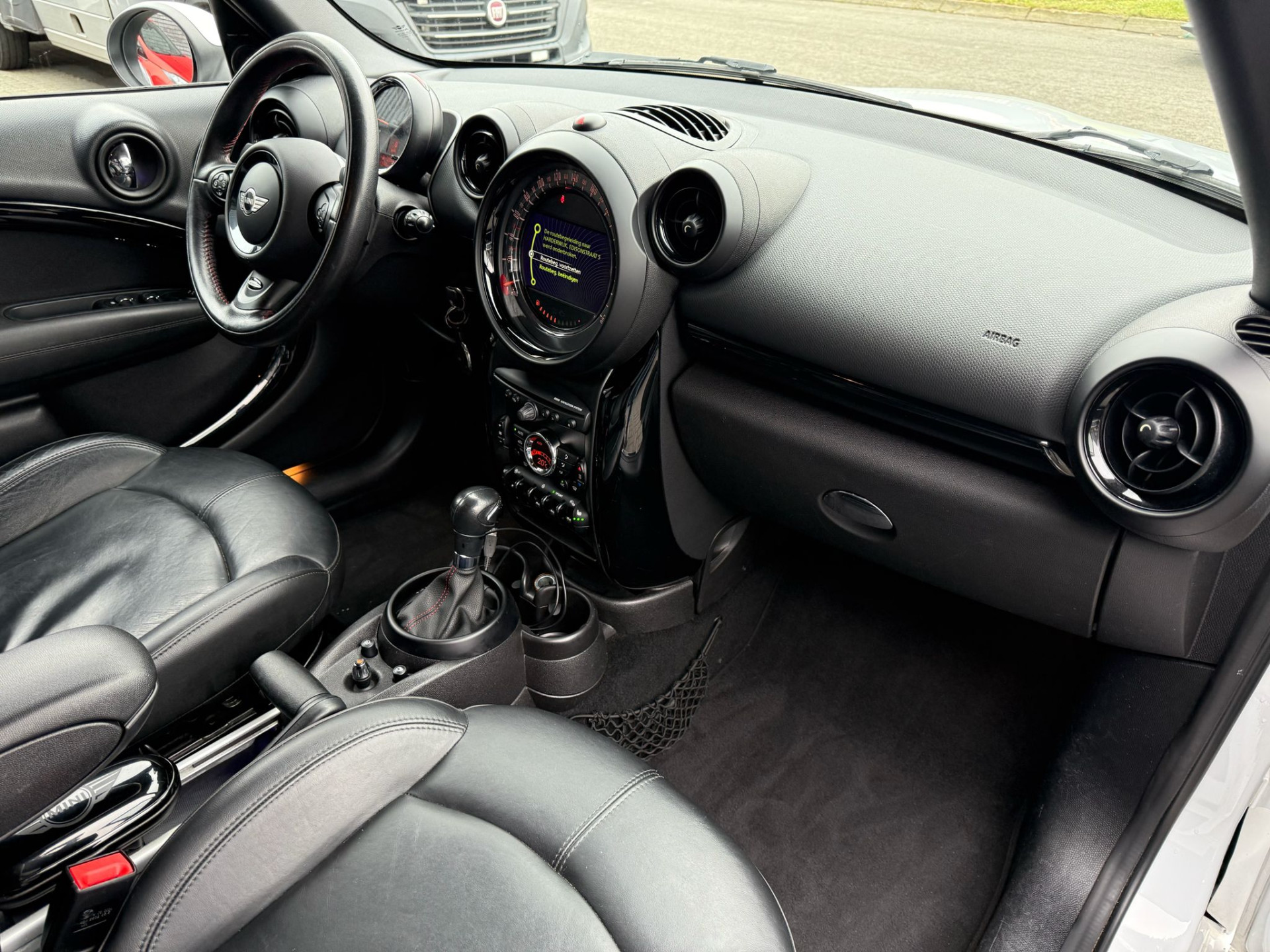 MINI Mini 1.6 John Cooper Works | 1E EIGENAAR | 3/6/12MND GARANTIE | AUTOMAAT | JOHN WORKS | XENON | CRUISE | NAVI |