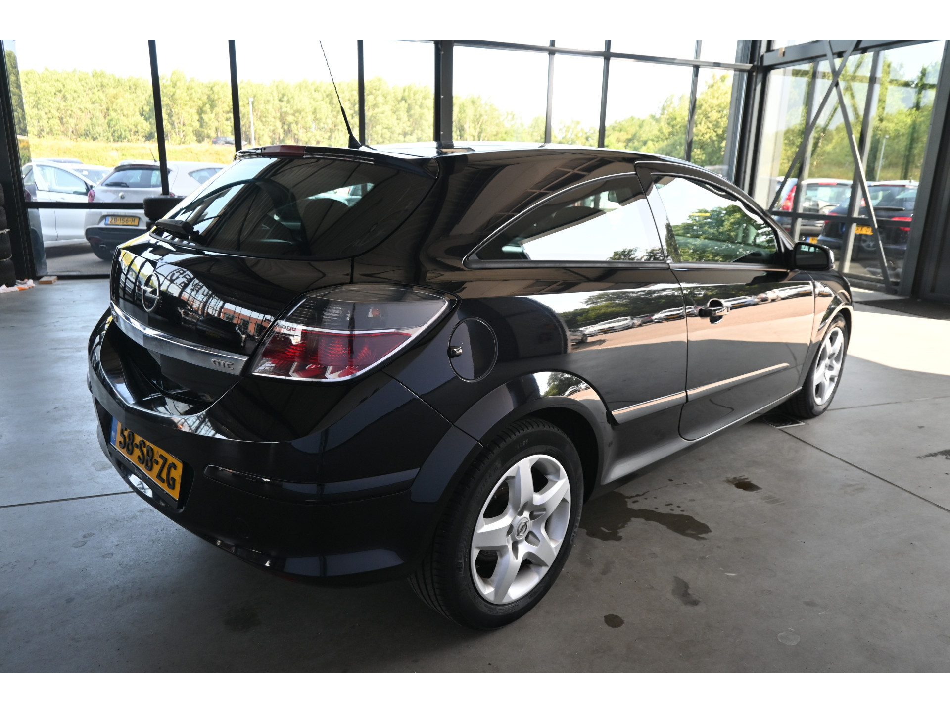 Opel Astra GTC 1.4 Edition Airco Elektrisch Pakket! All in Prijs! TEKST LEZEN! Inruil Mogelijk!