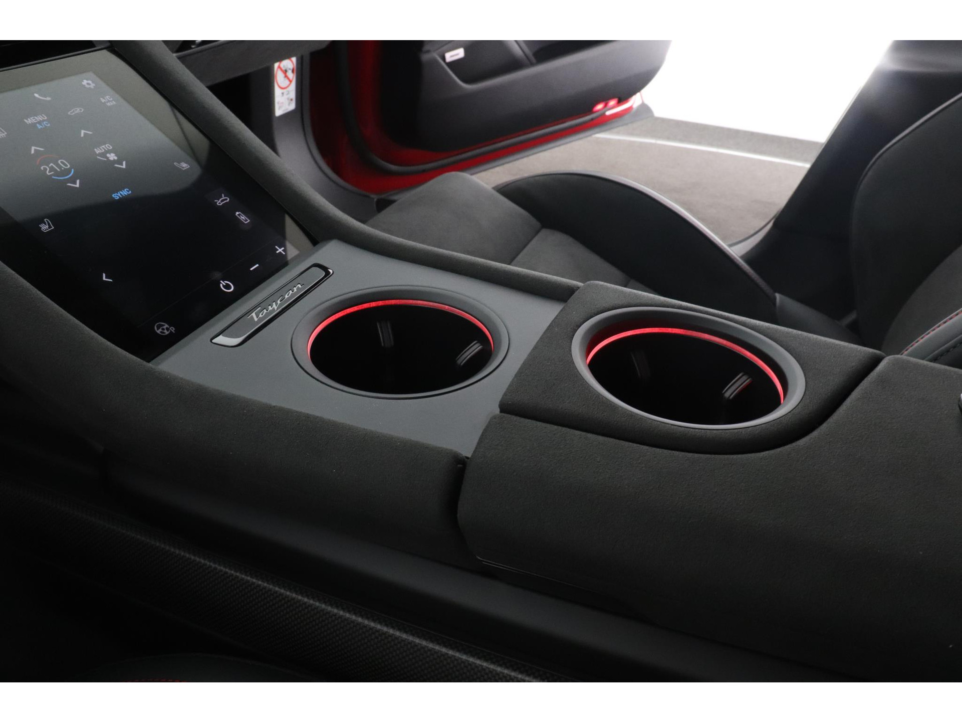 Porsche Taycan Sport Turismo GTS | 93 kWh Accu Plus | Surround View | InnoDrive | Sport Chrono Pakket | Panoramadak