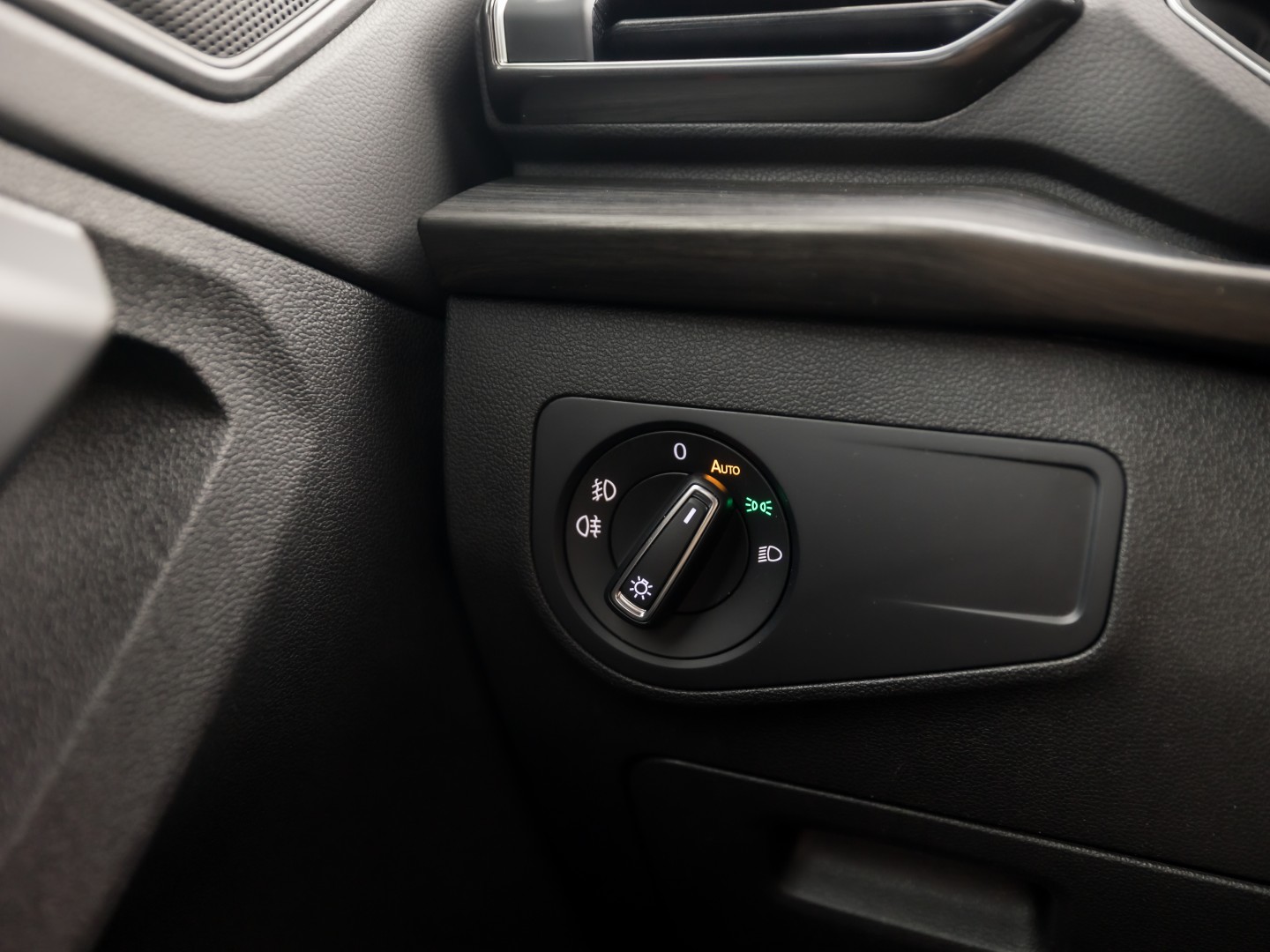 SEAT Tarraco 1.4 TSI e-Hybrid PHEV Xcellence Sport 245Pk Automaat (APPLE CARPLAY, GROOT NAVI, MEMORY SEAT, LEDER, CAMERA, SPORTSTOELEN, STOELVERWARMING, ELEK ACHTERKLEP, GETINT GLAS, NIEUWSTAAT)