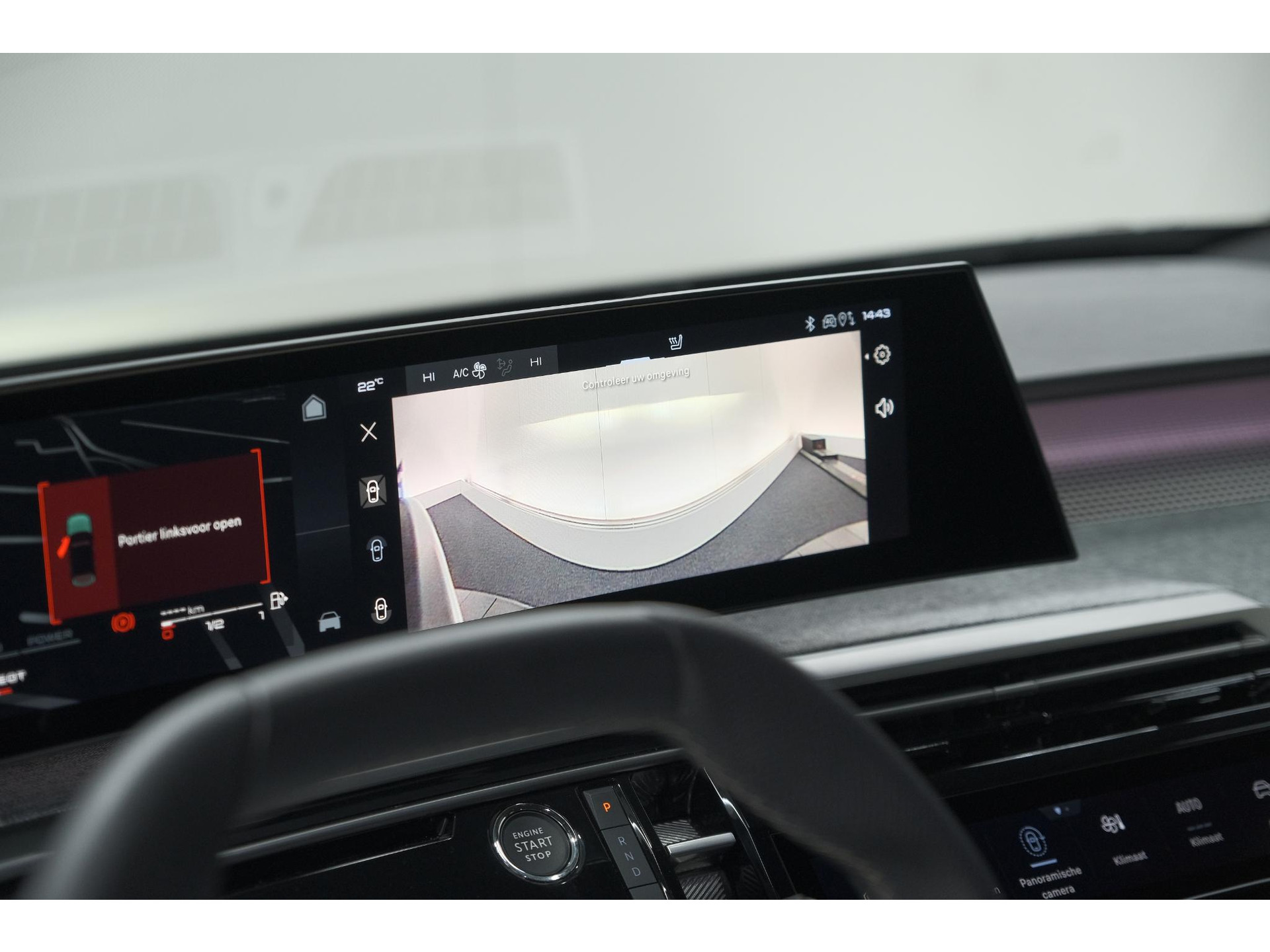 Peugeot 3008 1.2 Hybrid 136 GT | Panoramadak | 360 Camera | Stoelverwarming | Elektrische Kofferklep | Allseason Banden