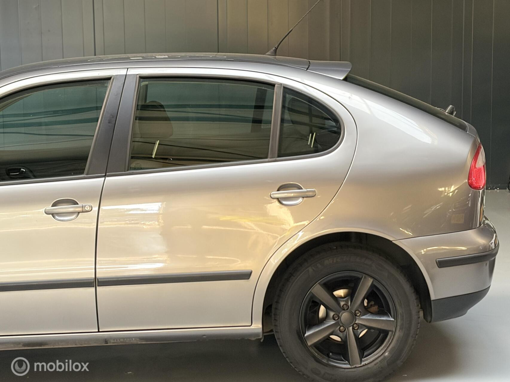 SEAT Leon 1.8-20V Signo | Automaat | Airco | NAP | 5-Deurs
