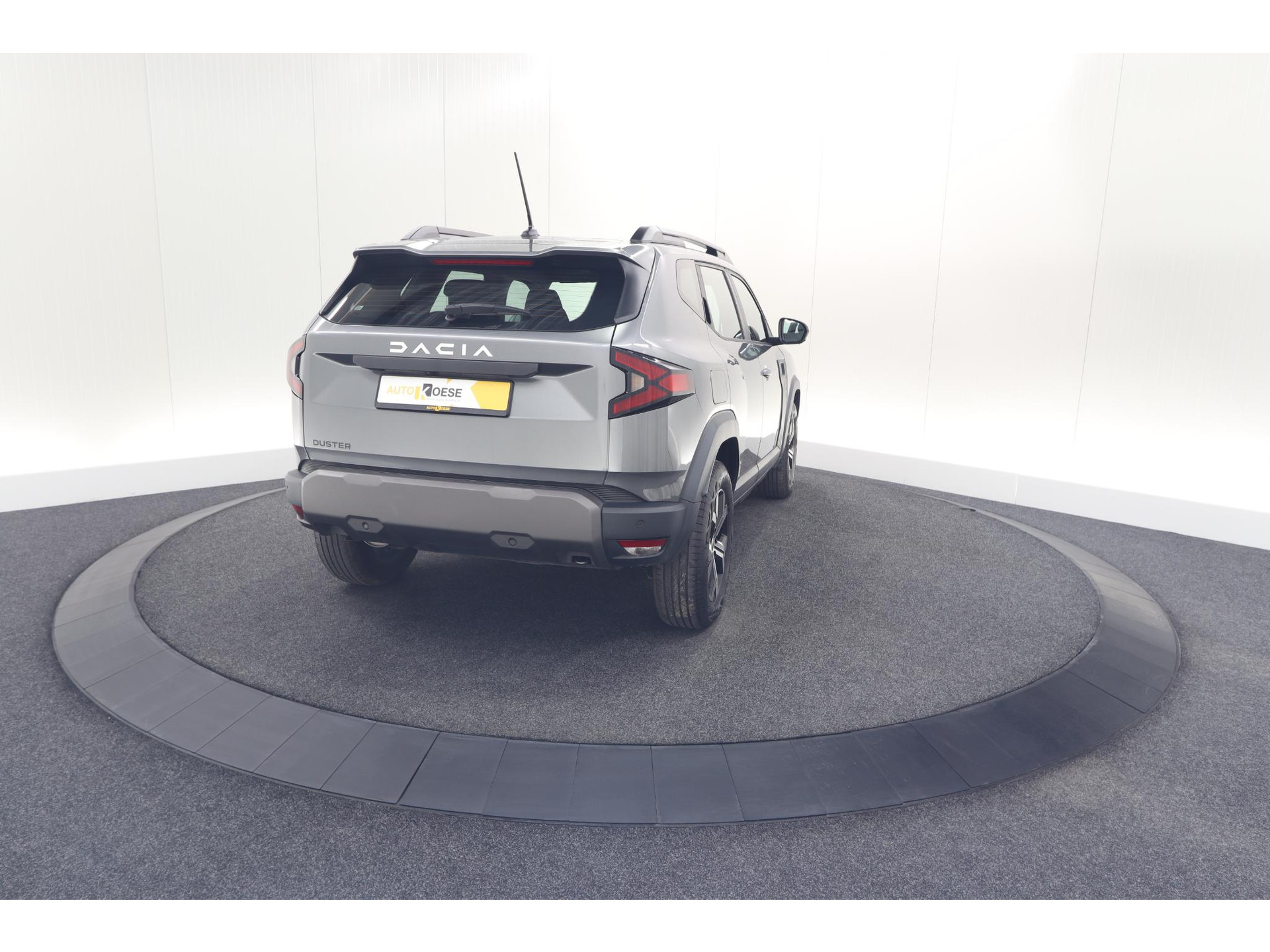 Dacia Duster Mild Hybrid 130 Expression | Camera | Stoelverwarming | Apple Carplay | Navigatie