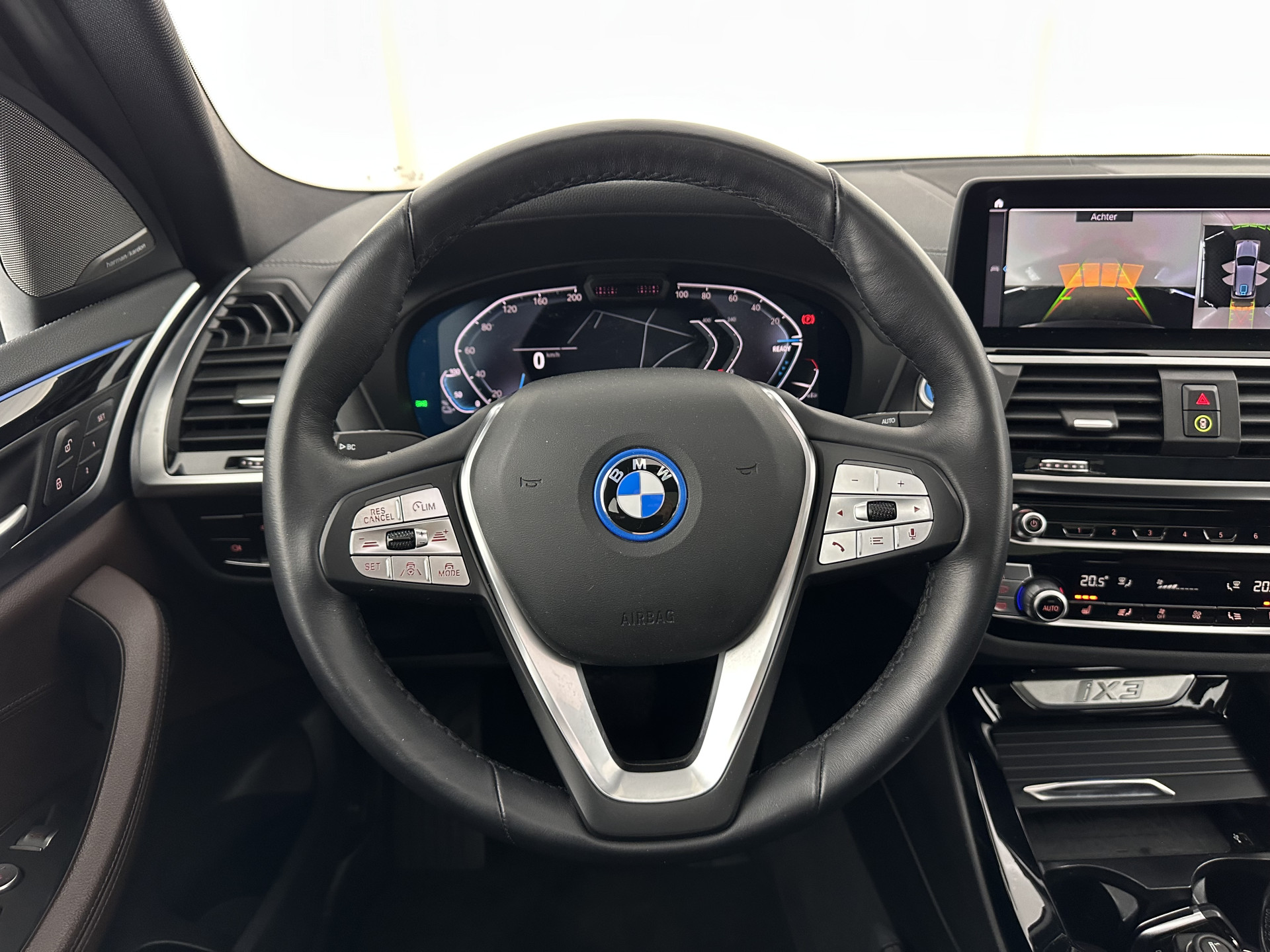 BMW iX3 High Executive 80 kWh [ 3-Fase-11kW ] {SOH-99%} (INCL-BTW) Aut. *HEATPUMP | PANO | LEATHER | HARMAN/KARDON | FULL-LED | BLINDSPOT | MEMORY-PACK | DIGI-COCKPIT | HEATED-SPORTSEATS | KEYLESS | TOPVIEW | DAB+ | NAVI-FULLMAP | HEAD-UP | ...