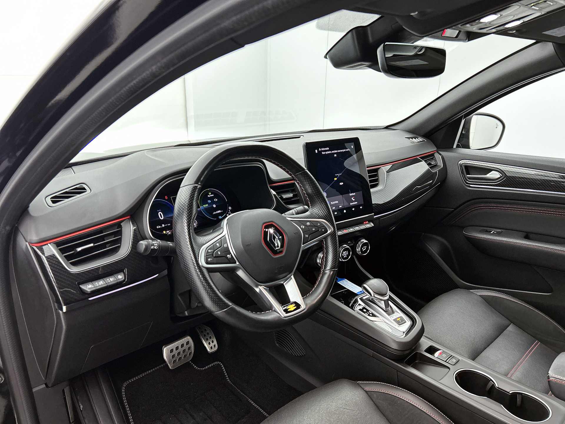 Renault Arkana E-Tech Hybrid 145PK R.S. Line RS Alpine | CAMERA | ADAPTIVE CRUISE | STOELVERWARMING