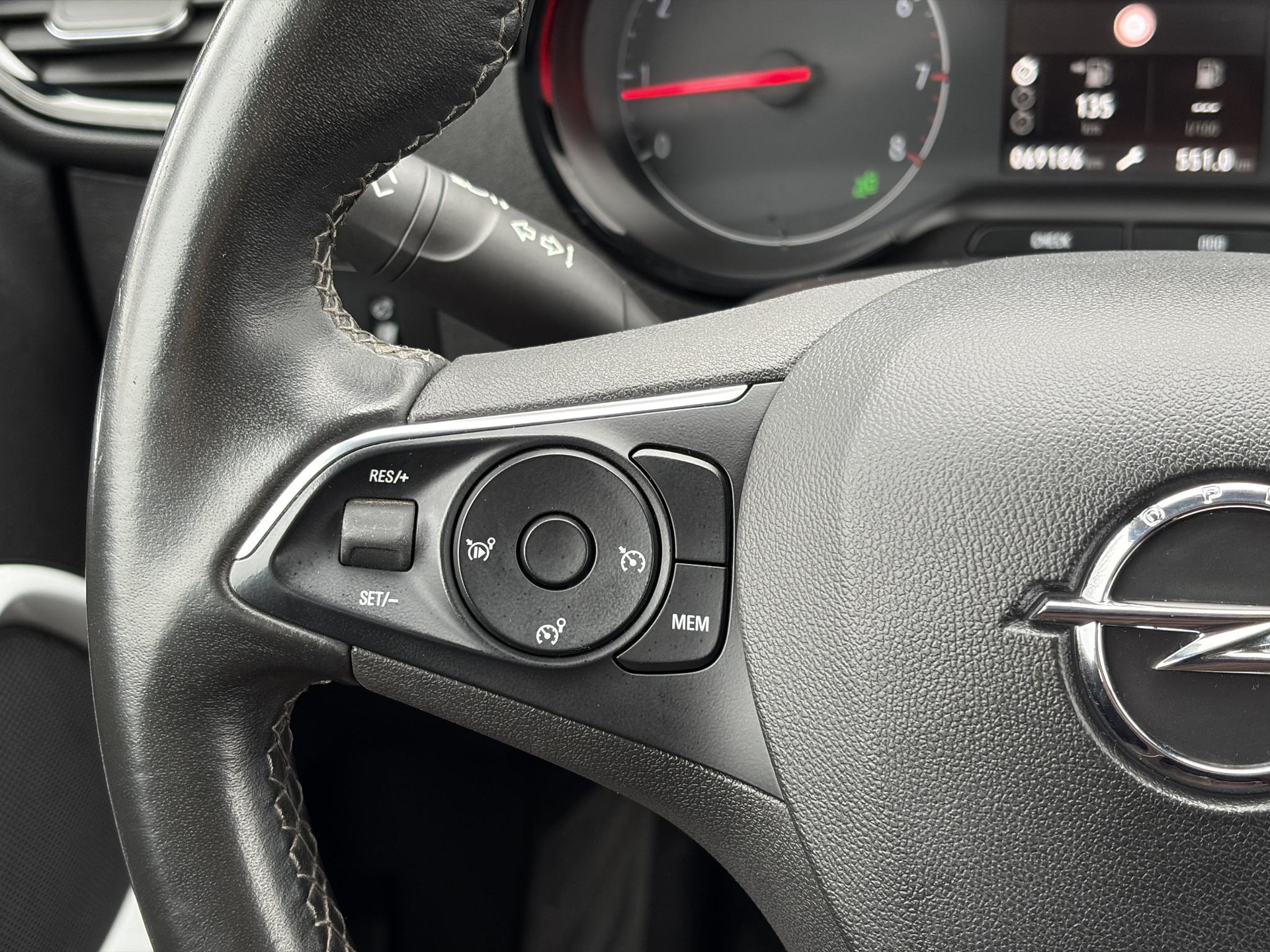 Opel Crossland X 1.2 Turbo Innovation 360° Camera,Afn.Trekhaak,Navi,110pk,Carplay,Navi,6 Bak,Rijstrooksensor,BSD,Clima,Cruise,Lm velgen,Apk tot 02-2028