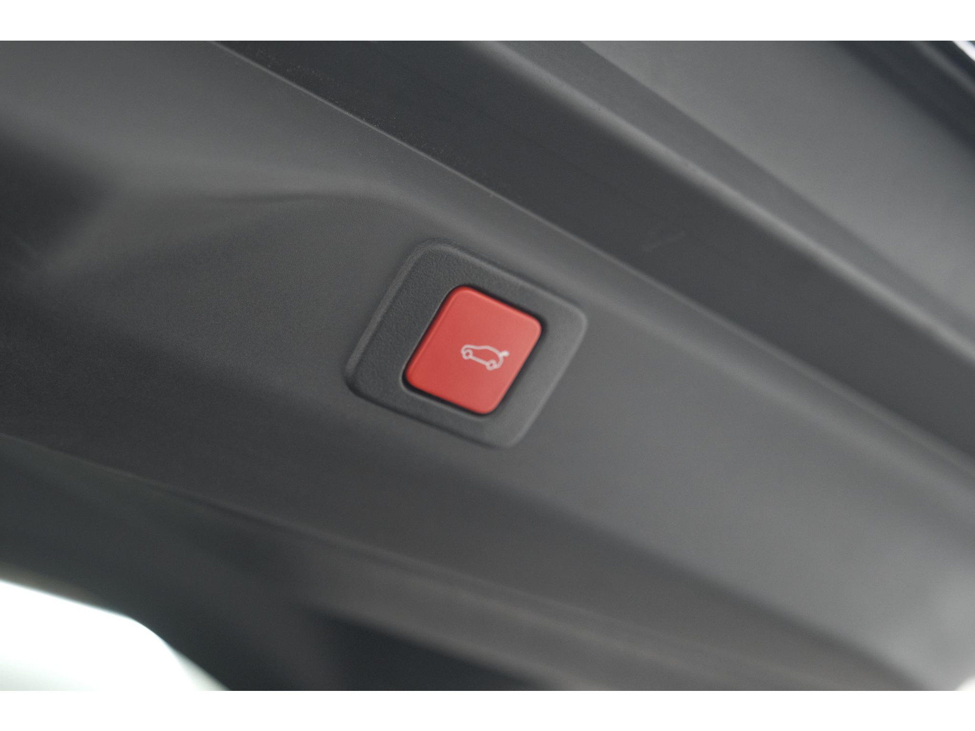 Peugeot 3008 Hybrid 145 e-DCS6 GT | Elektrische Kofferklep | Camera | Adaptieve Cruise Control | Apple CarPlay