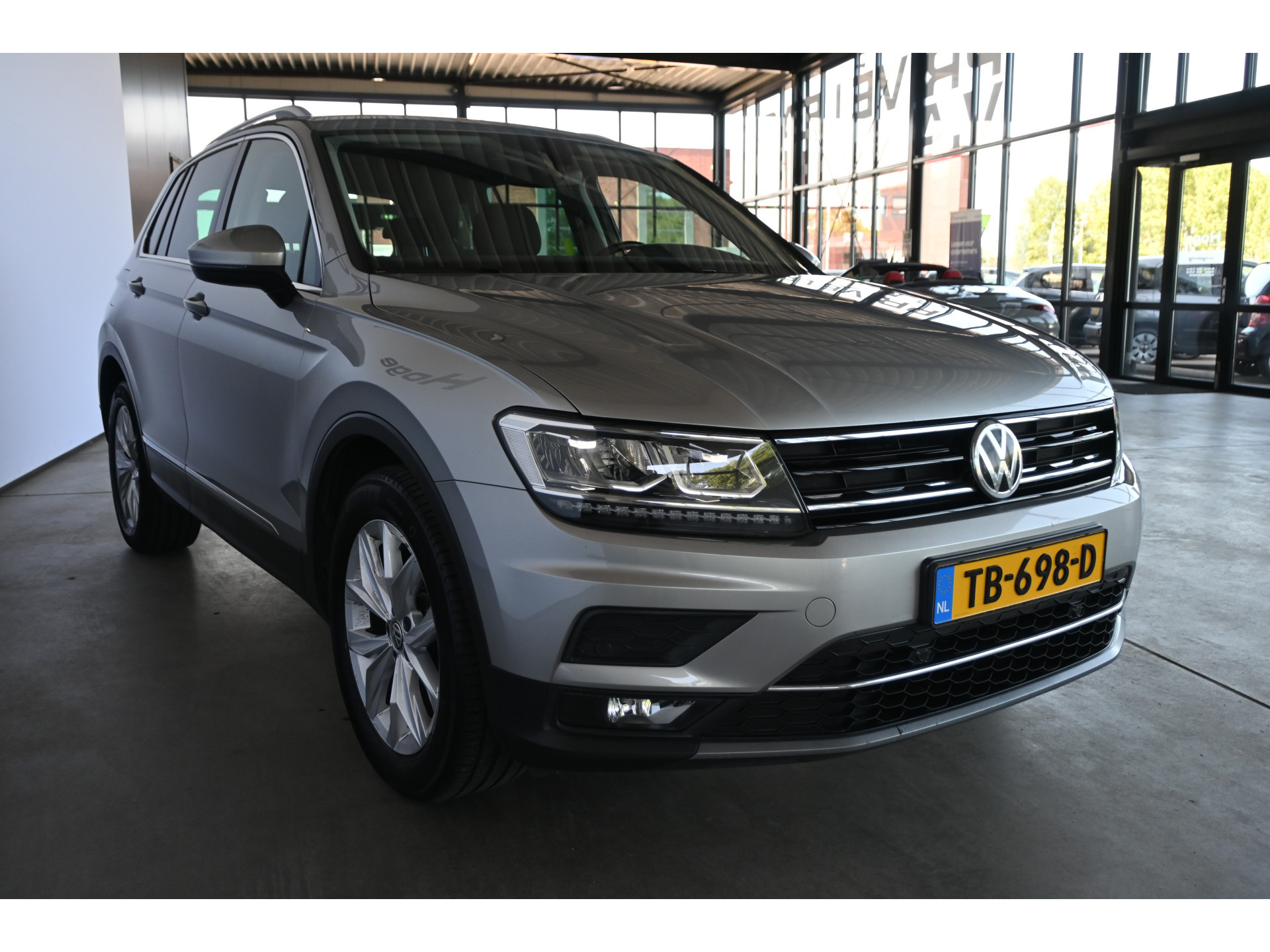 Volkswagen Tiguan 1.4 TSI Automaat 4Motion Highline  Clima Virtual Cockpit Navigatie CarPlay Cruise control Inruil Mogelijk!