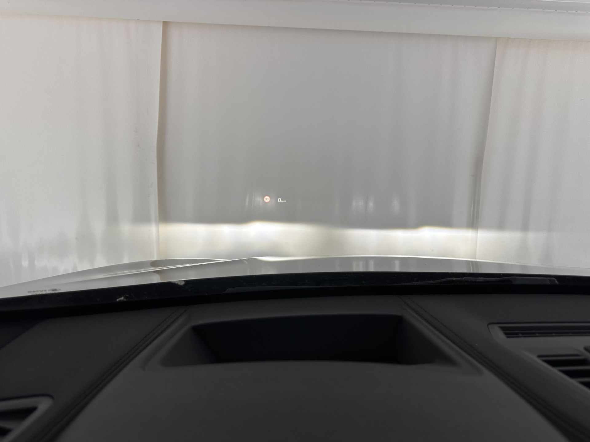 BMW X1 xDrive25e Sportline Business Edition Plus (Plug-In) (INCL-BTW) Aut. *PANO | LEATHER | FULL-LED | HEATED-SPORTSEATS | HIFI-SYSTEM | CAMERA | PRIVACYGLASS | NAVI-FULLMAP | ECC | HEAD-UP | PDC | KEYLESS | DAB | CRUISE | TOWBAR | AMBIENTLIGHT | 18