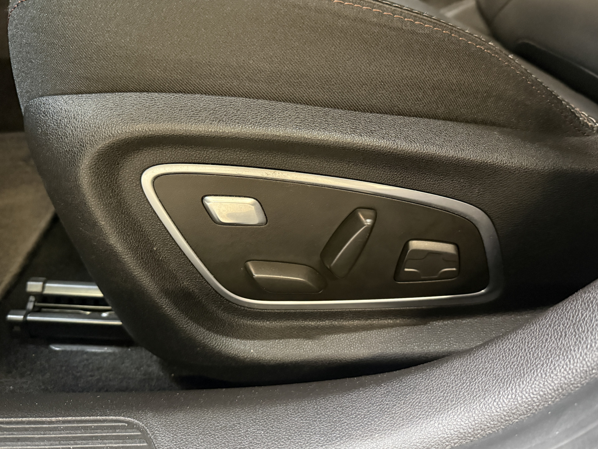 Renault Mégane Estate 1.6 E-Tech Plug-In Hybrid 160 Business Edition One | Apple Carplay | Stoel/stuurverwarming | Full LED | Keyless