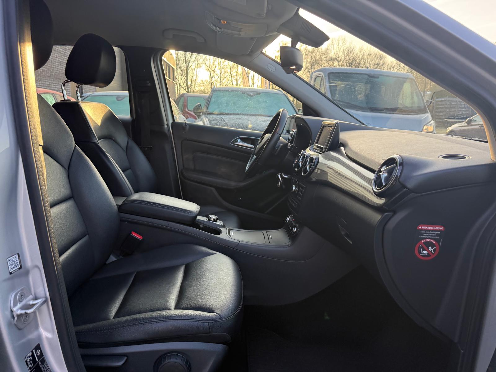 Mercedes-Benz B-klasse 180 Ambition | 2E EIGENAAR |3/6/12MND GARANTIE | AUTOMAAT | CRUISE | NAVI | XENON | LMV |