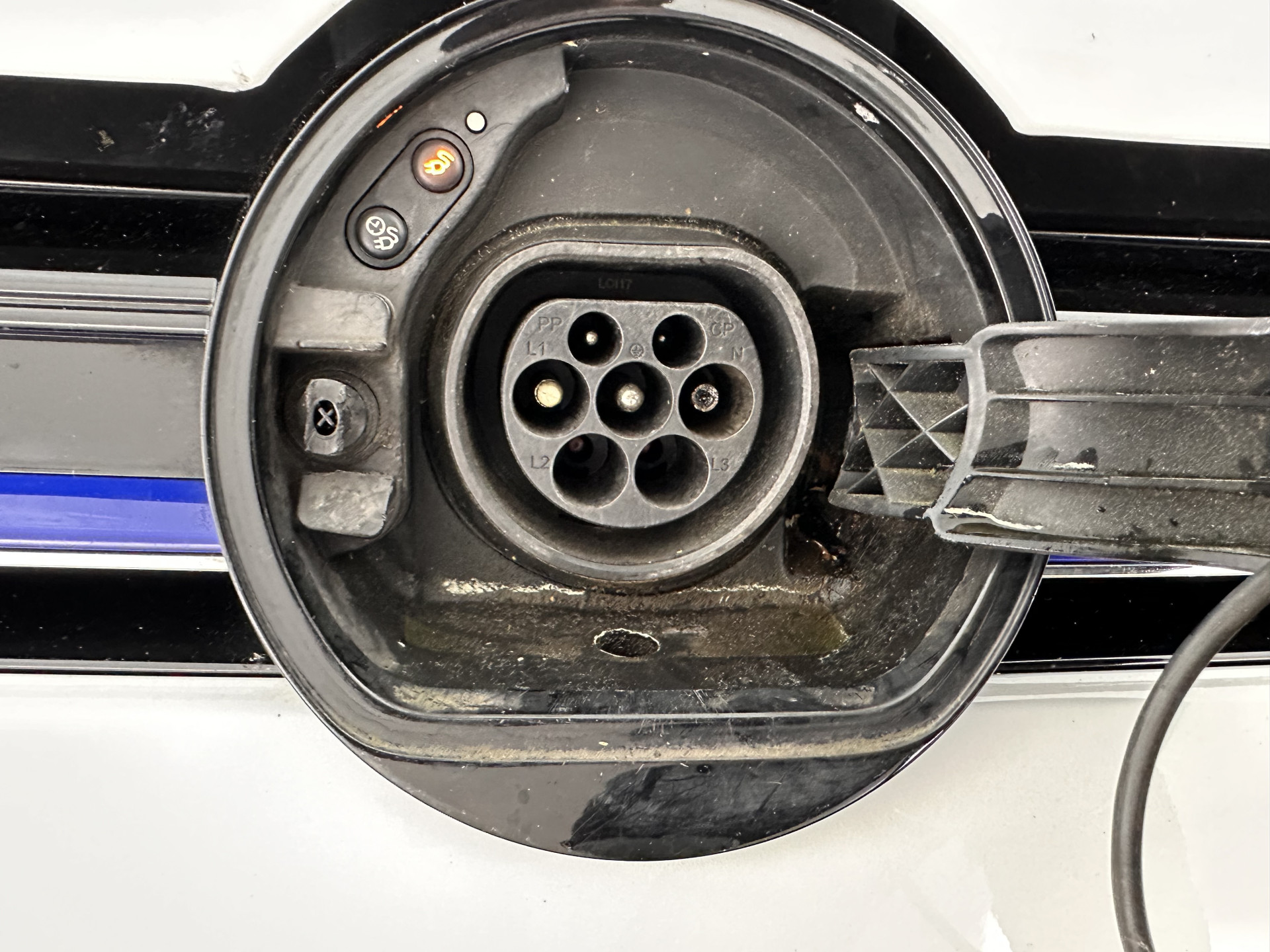 Volkswagen Golf 1.4 TSI GTE Aut. *FULL-LED | NAVI-FULLMAP | SPORT-SEATS | DAB+  | TOWBAR | ECC | SHIFT-PADDLES | PARKPILOT | CRUISE | 18''ALU*