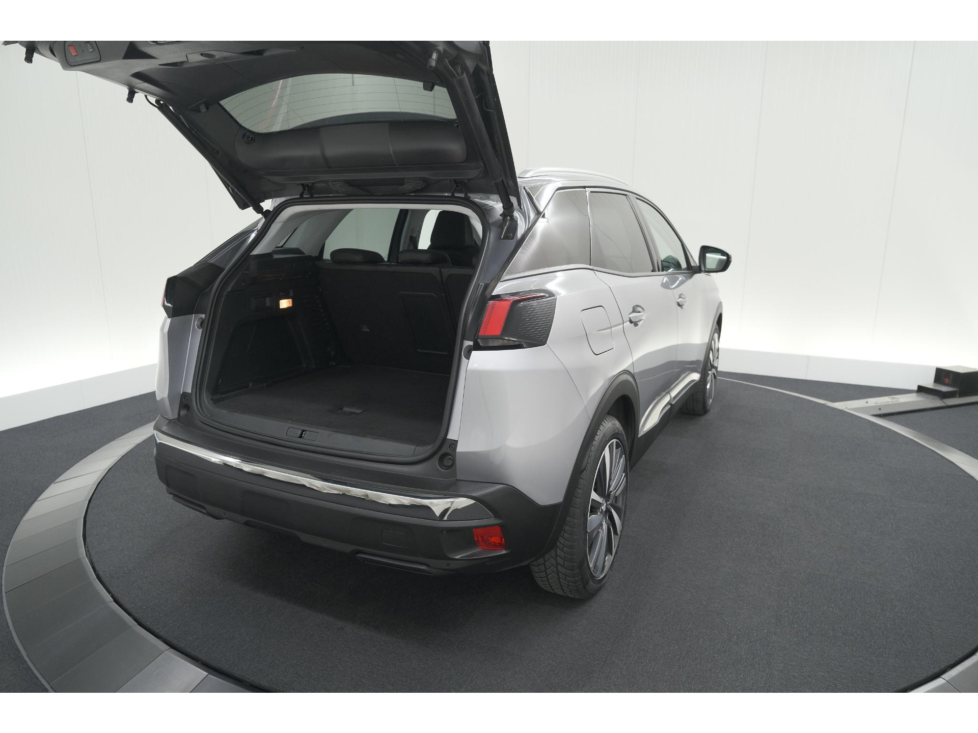 Peugeot 3008 PureTech 130 EAT6 Blue Lease Premium | Camera | Apple Carplay | Parkeersensoren | Climate Control