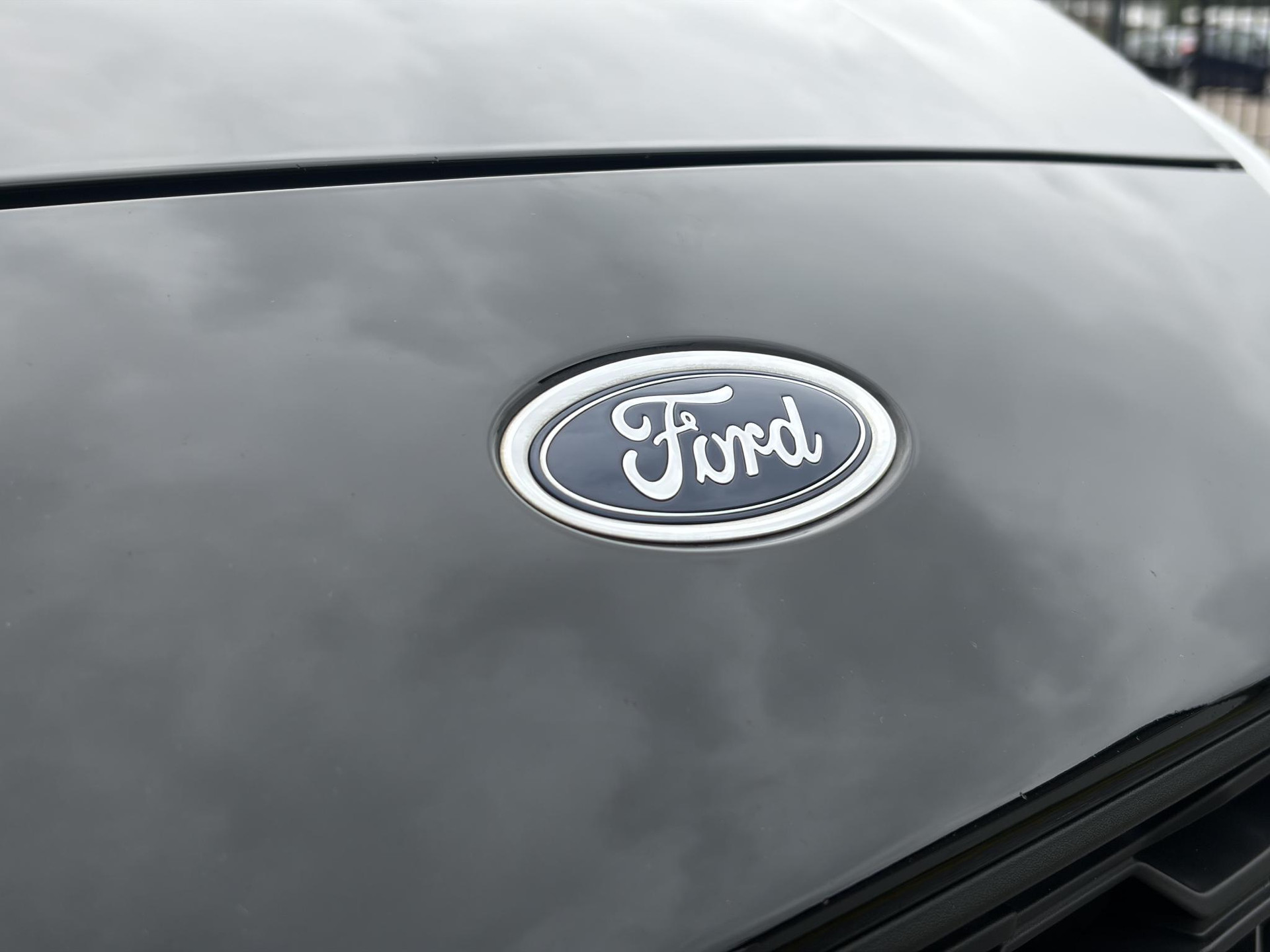 Ford Focus 1.0 EcoBoost ST Line Business 2e Eigenaar l Navi l Clima l Cruise l 125pk l Keyless l Pdc V+A l 18 '' Lmv  l N.A.P l Apk tot 02-2028