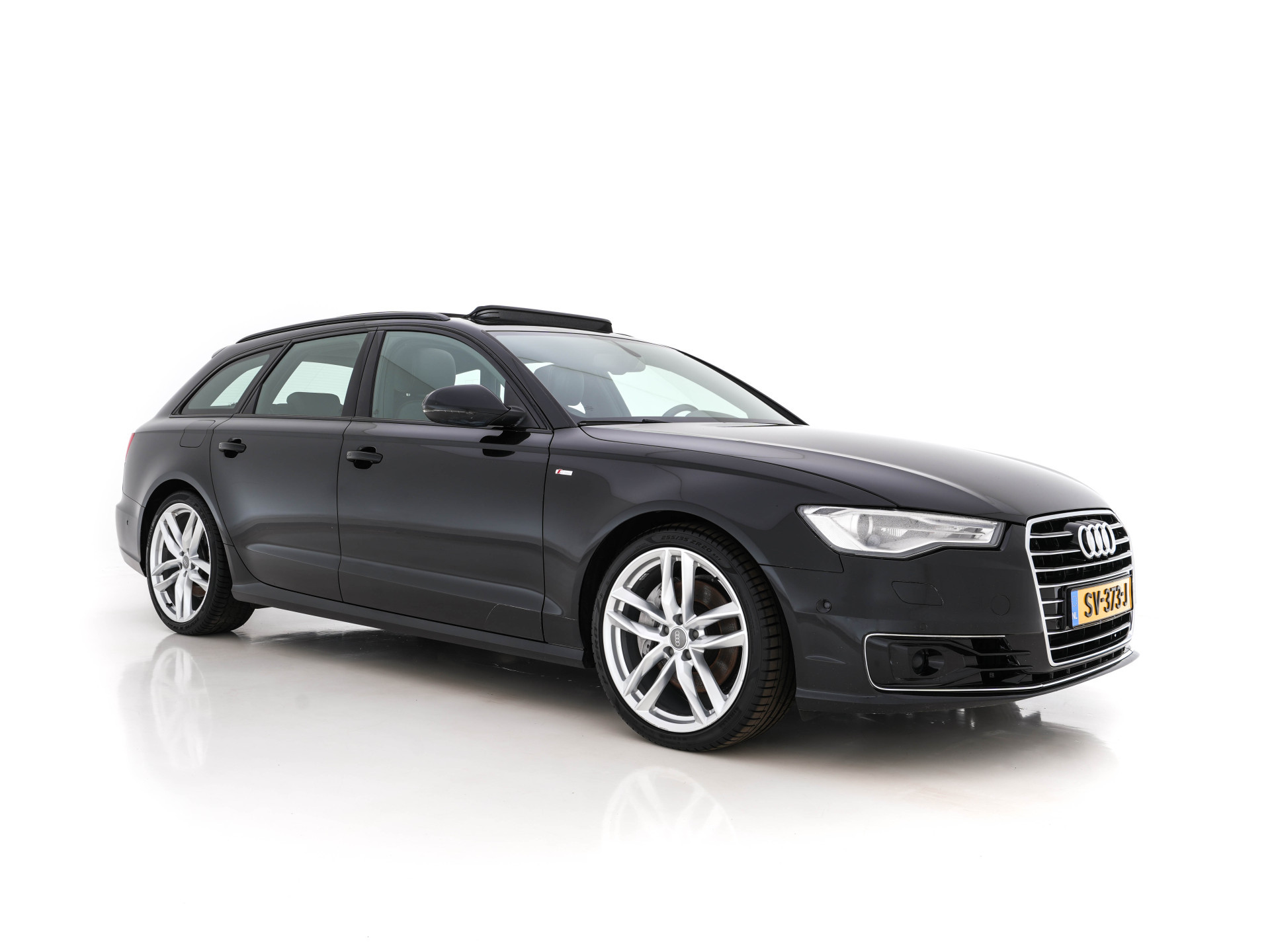 Audi A6 Avant 3.0 TDI Quattro S-Line Aut. *PANO | NAVI-FULLMAP | LEATHER-ALCANTARA | BI-XENON | BOSE-SURROUND | DAB | CAMERA | ECC | HEATED-SPORTSEATS | PDC | CRUISE | TOWBAR | KEYLESS | 20"ALU*