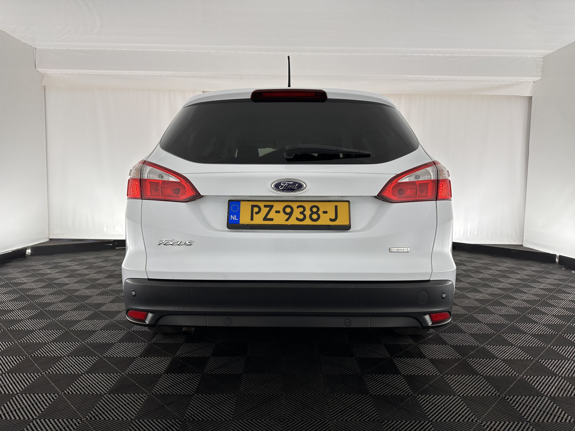 Ford Focus Wagon 1.0 EcoBoost Titanium MOTOR DEFECT !!!*NAVI-FULLMAP | COMFORT-SEATS | ECC | PDC | CRUISE | PARKPILOT | HEATED-SEATS | 16''ALU*
