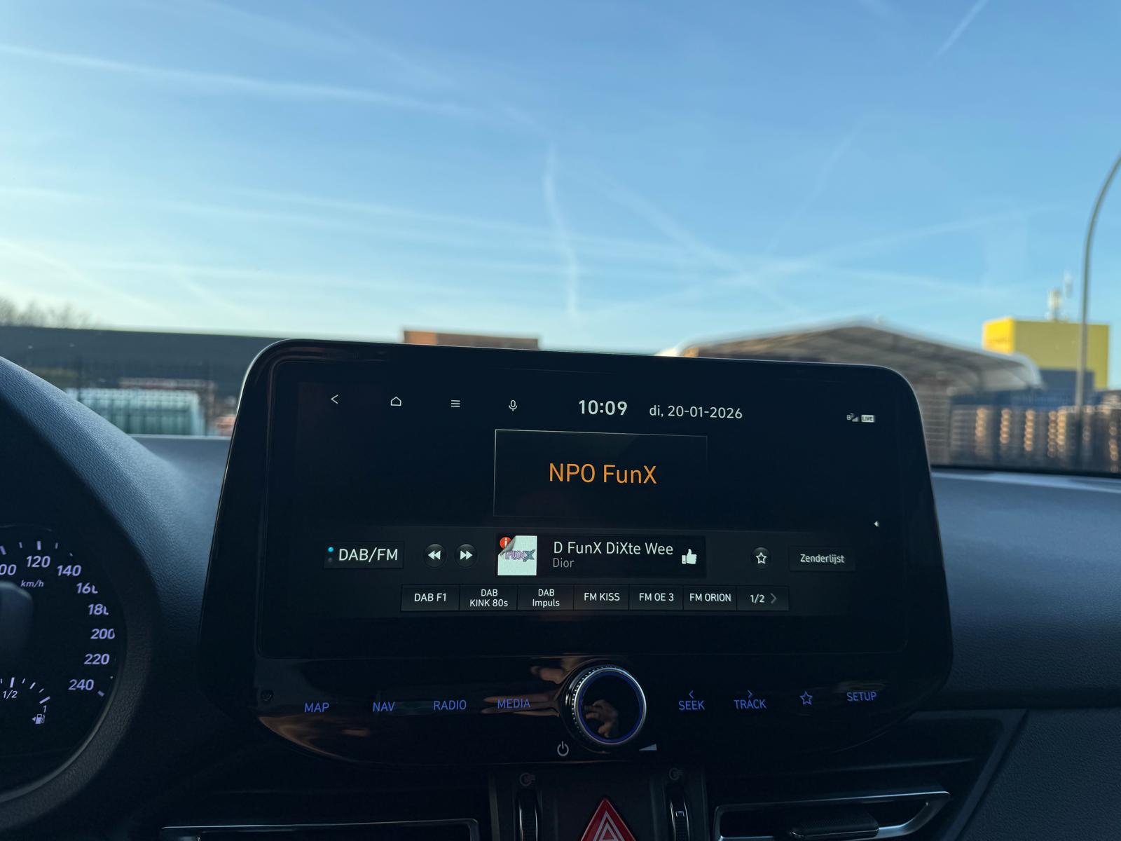 Hyundai i30 Wagon 1.5 T-GDi MHEV Premium | 1E EIGENAAR | 3/6/12MND GARANTIE| LED | CARPLAY | SCHUIFDAK | DAB | NAVI | CRUISE | 160PK |
