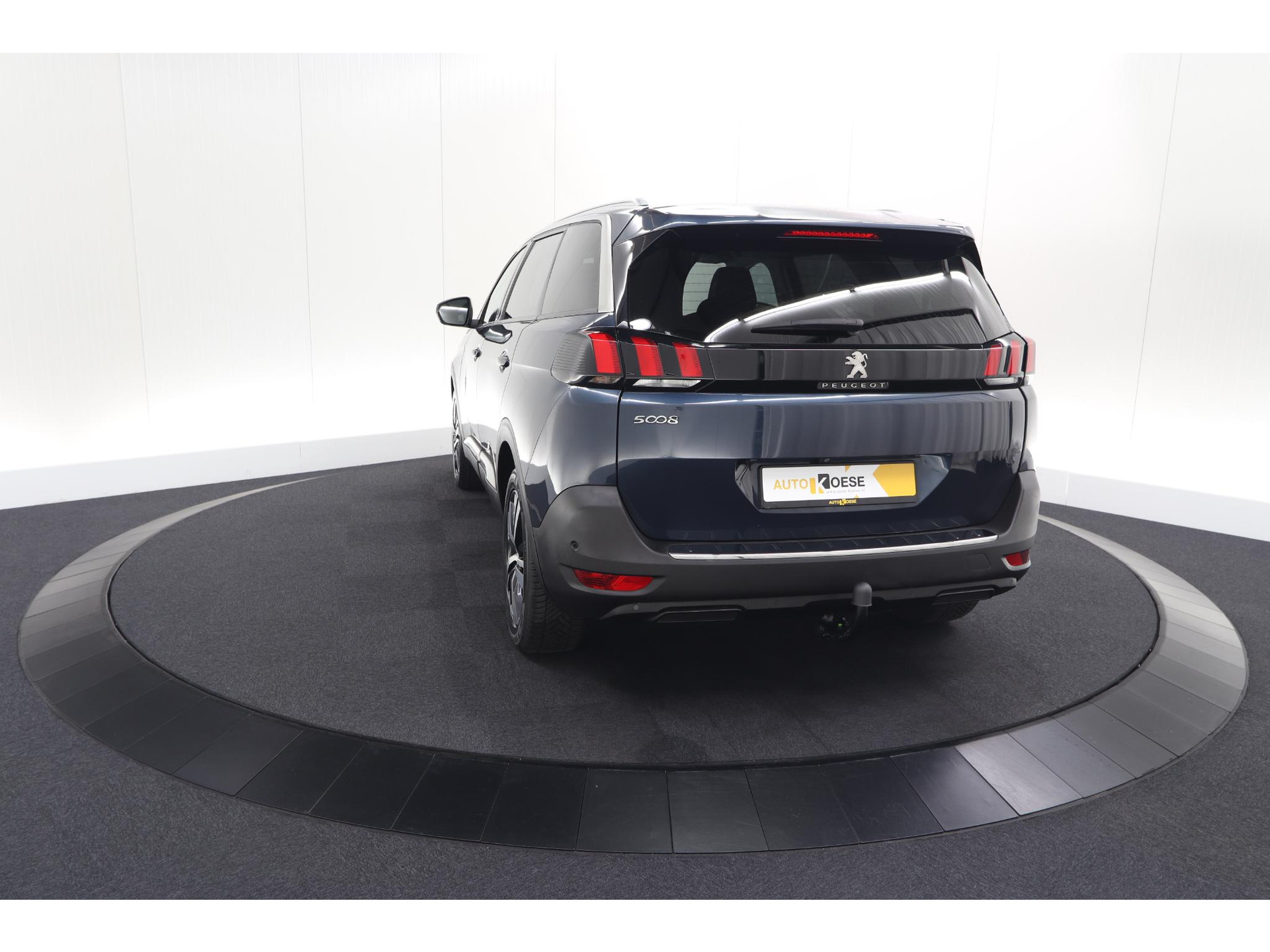 Peugeot 5008 PureTech 130 EAT8 Crossway | Trekhaak | Camera | Navigatie | Apple Carplay