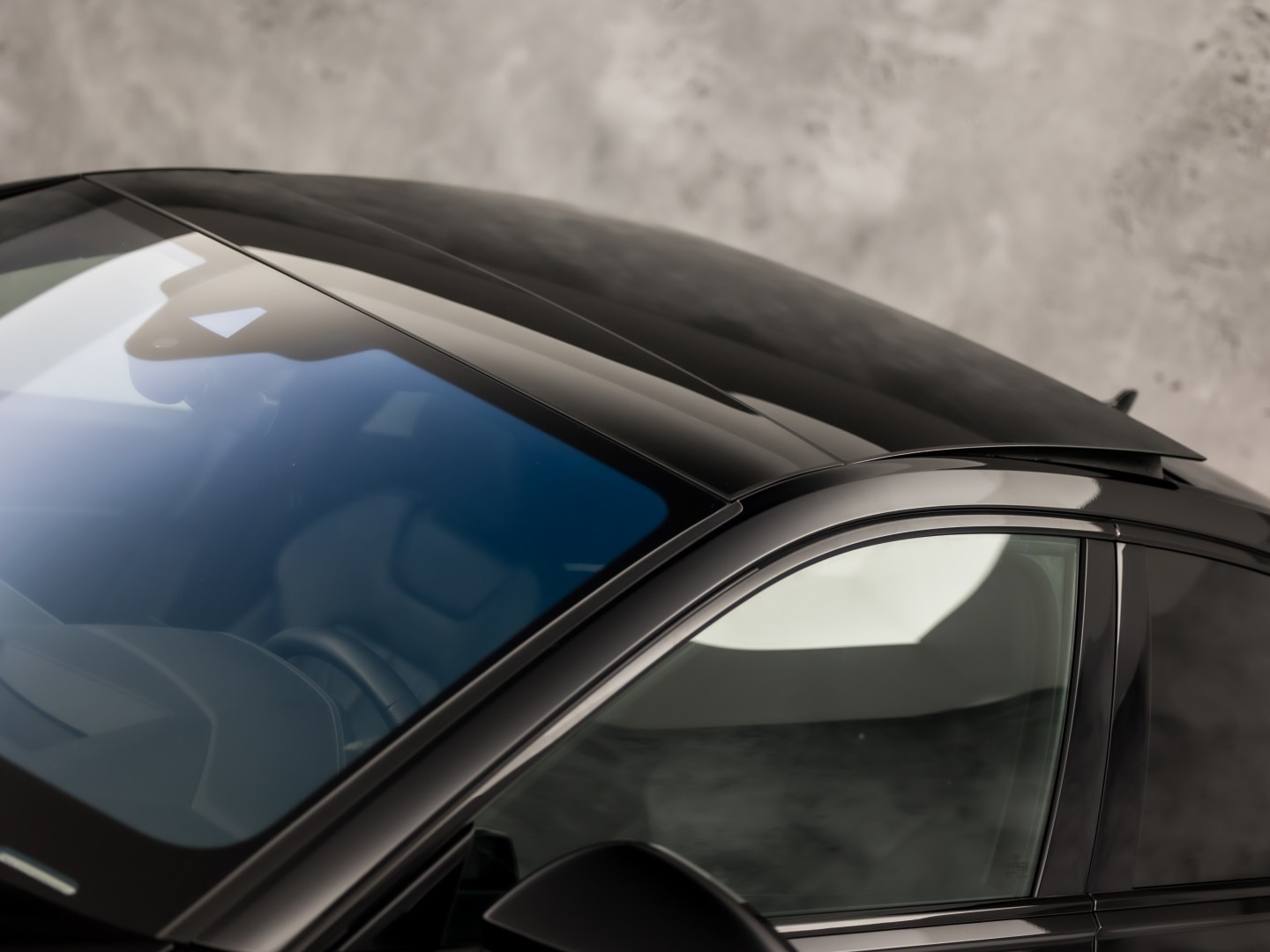 Audi A6 55 TFSI e Quattro S-Line Competition 367Pk Automaat (PANORAMADAK, CARBON PACK, BANG&OLUFSEN, APPLE CARPLAY, CAMERA, MEMORY SEATS, GETINT GLAS, HEAD-UP DISPLAY, ADAPTIVE CRUISE, SFEERVERLICHTING, NIEUWSTAAT)