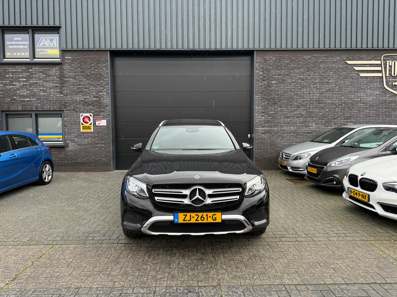 Mercedes-Benz GLC-klasse 220 d 4MATIC Premium Plus | 3/6/12MND GARANTIE | LED | CARPLAY | PANODAK | CRUISE | NAVI | TREKHAAK |